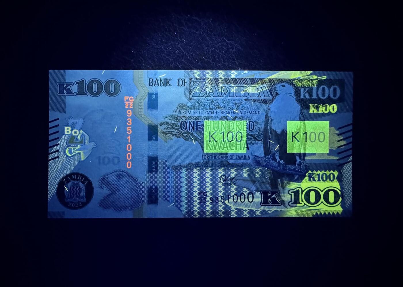 收藏联盟Quantum Auction 第367期拍卖  赞比亚2022年100克瓦查 品相全新UNC 豹子号 号码无47 