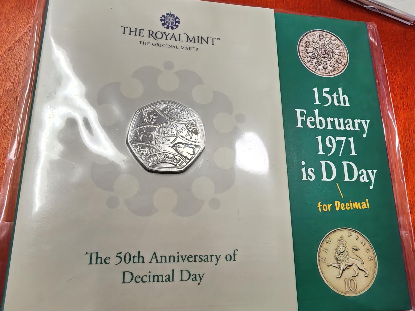 长老汇龙年精选第二十场拍卖 2021英国10进制使用50周年50便士铜镍币，卡装
