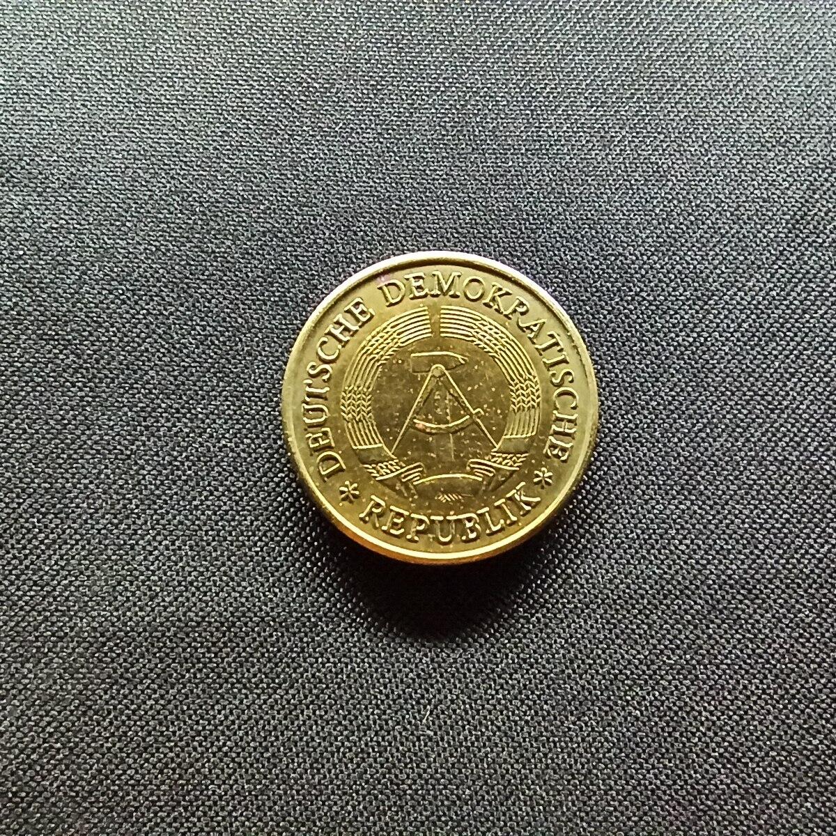 邮泉阁限时拍卖第十三场 各国硬币专场（注意看介绍，硬币在国外谨慎参拍） 东德1971年20芬尼