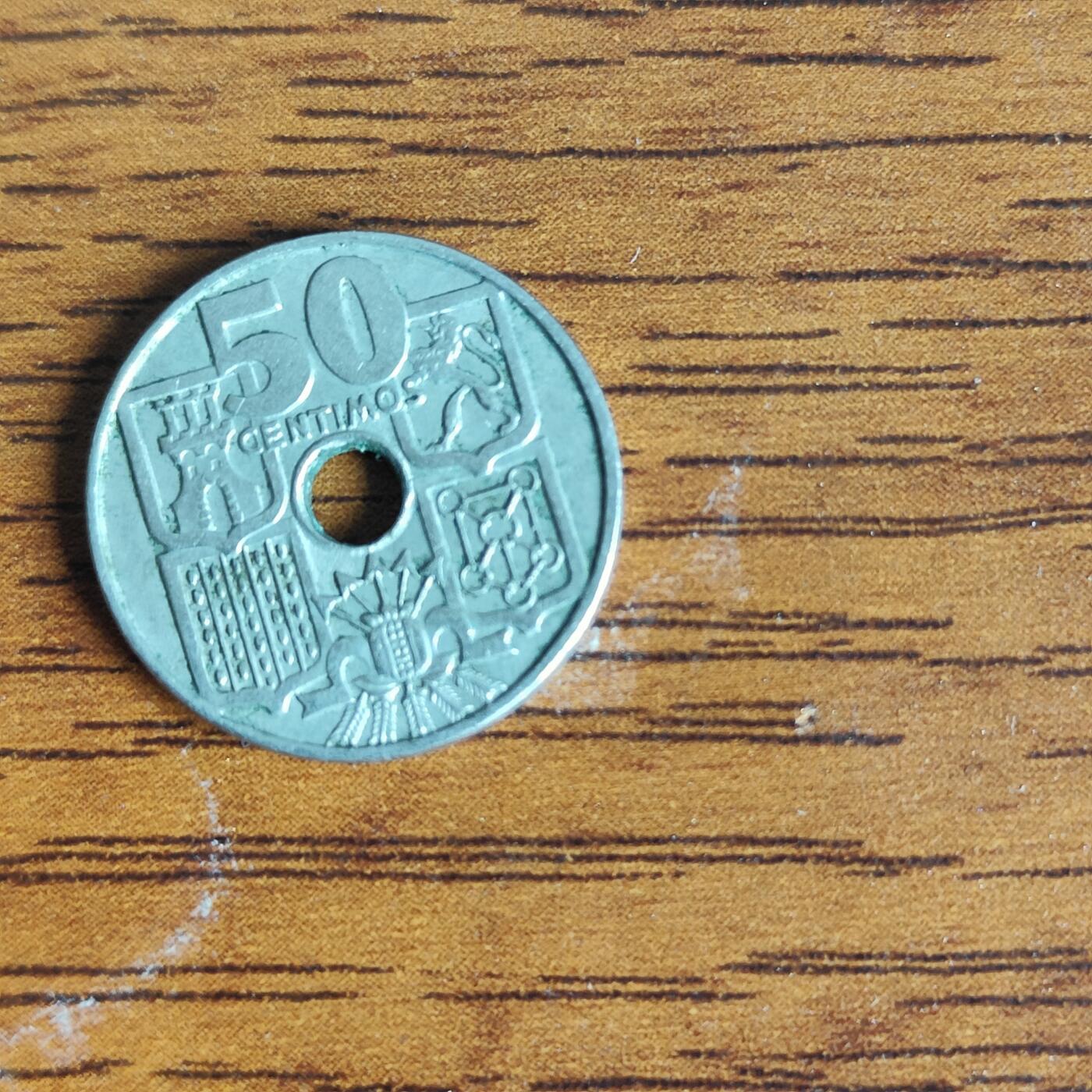 英雄古币捡漏专场第一期无押金可累计捡漏，全场50包邮，偏远地区除外。 西班牙