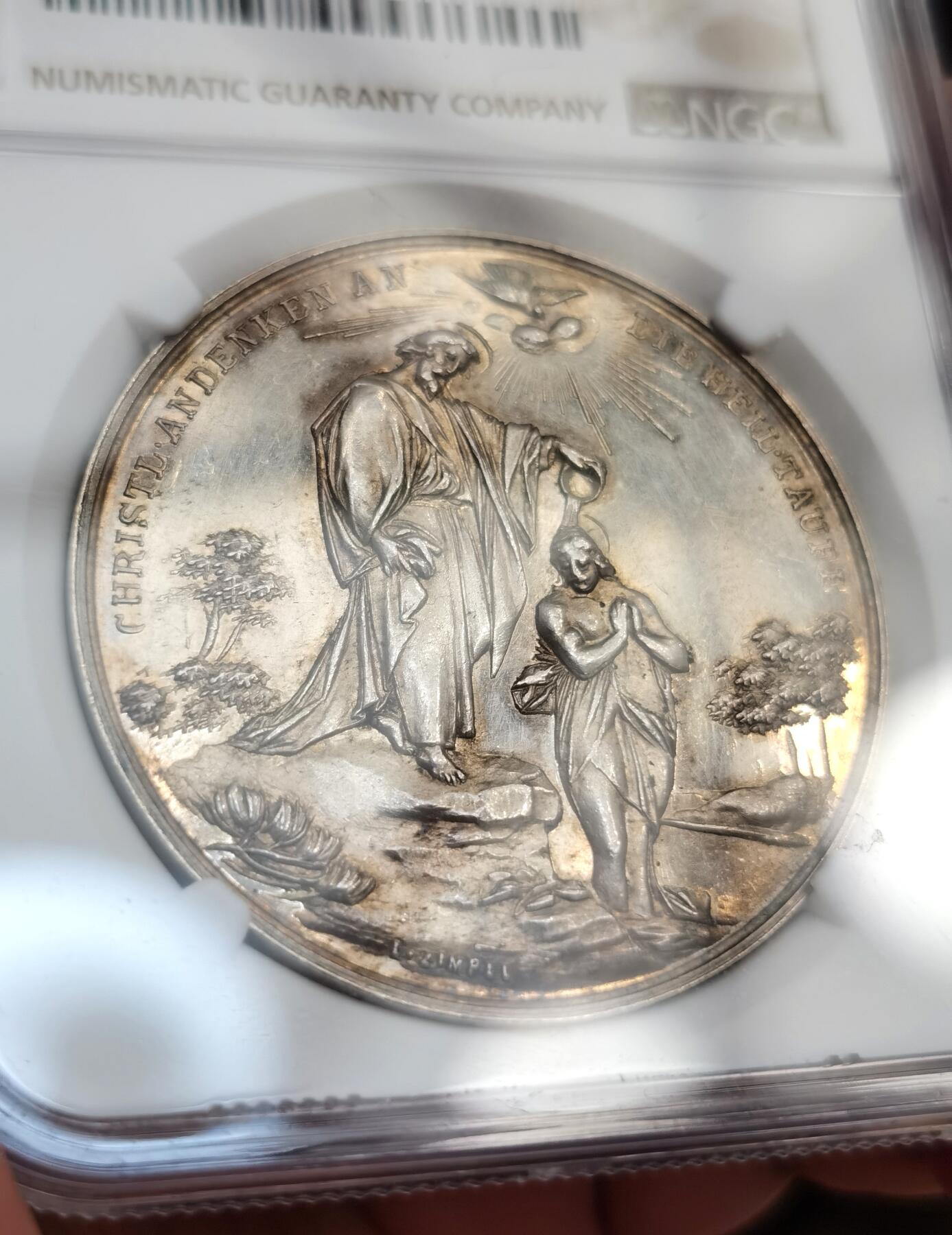 博洋堂世界钱币拍卖第087期（全场包邮） NGC UNCD 19世纪奥地利宗教洗礼大银章 41.9mm 22.8克 阳光下赤红色五彩包浆，非常漂亮