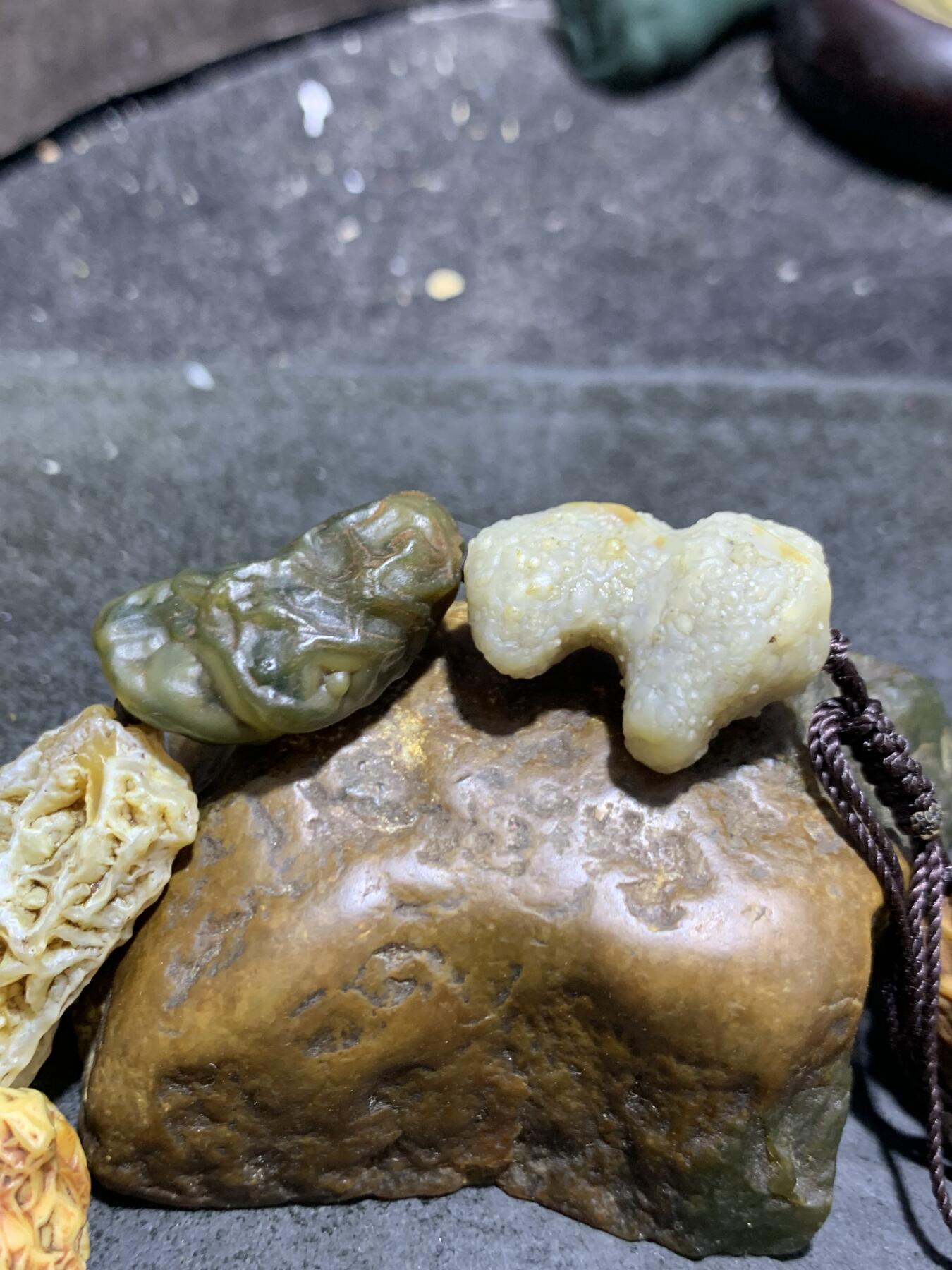 阿拉善筋脉石原石手工编织手串一条，