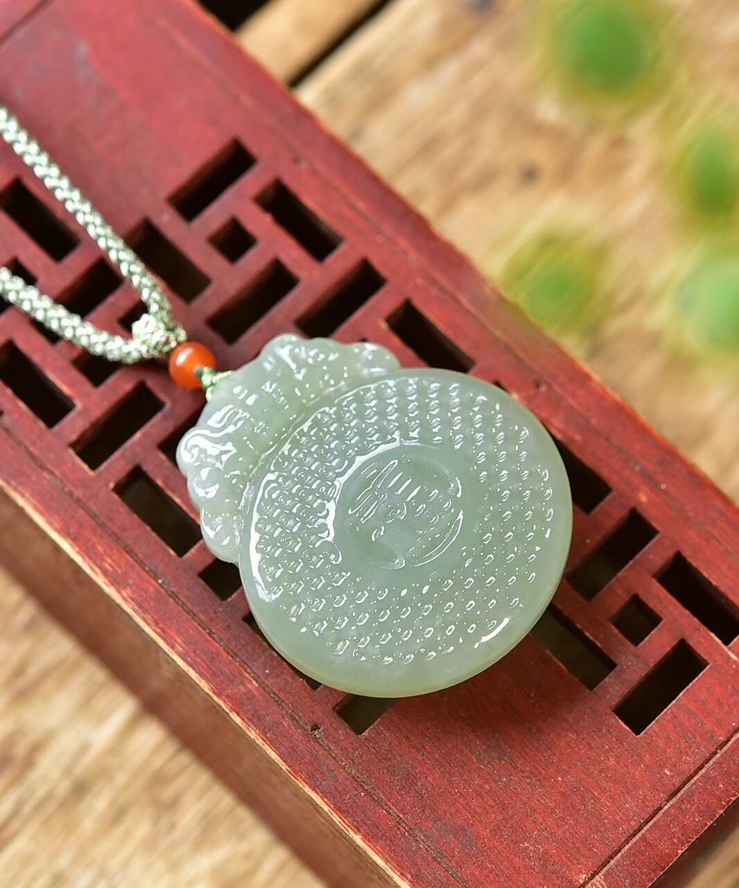 玉你同行.天然保真 天然和田玉复古福牌吊坠