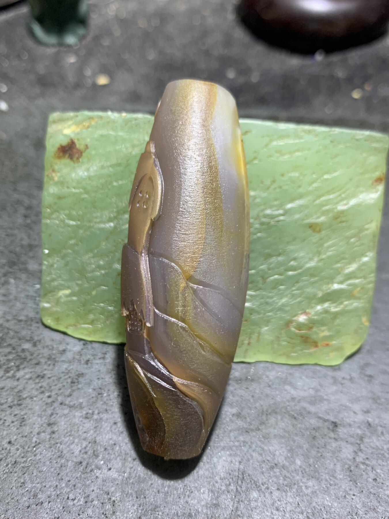 精美亚光高玉化冰飘巴西玛瑙手工俏色巧雕茅庐吊坠（把件）一个