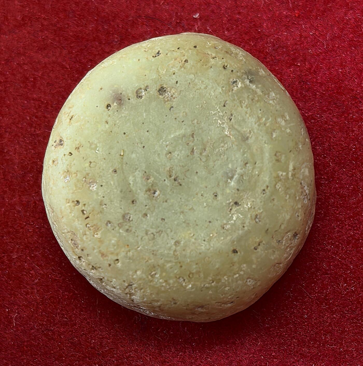 凡希社世界钱币微拍第二百八十期 暹罗石质代用币，正面是“钱”的符号，背面难以辨认。