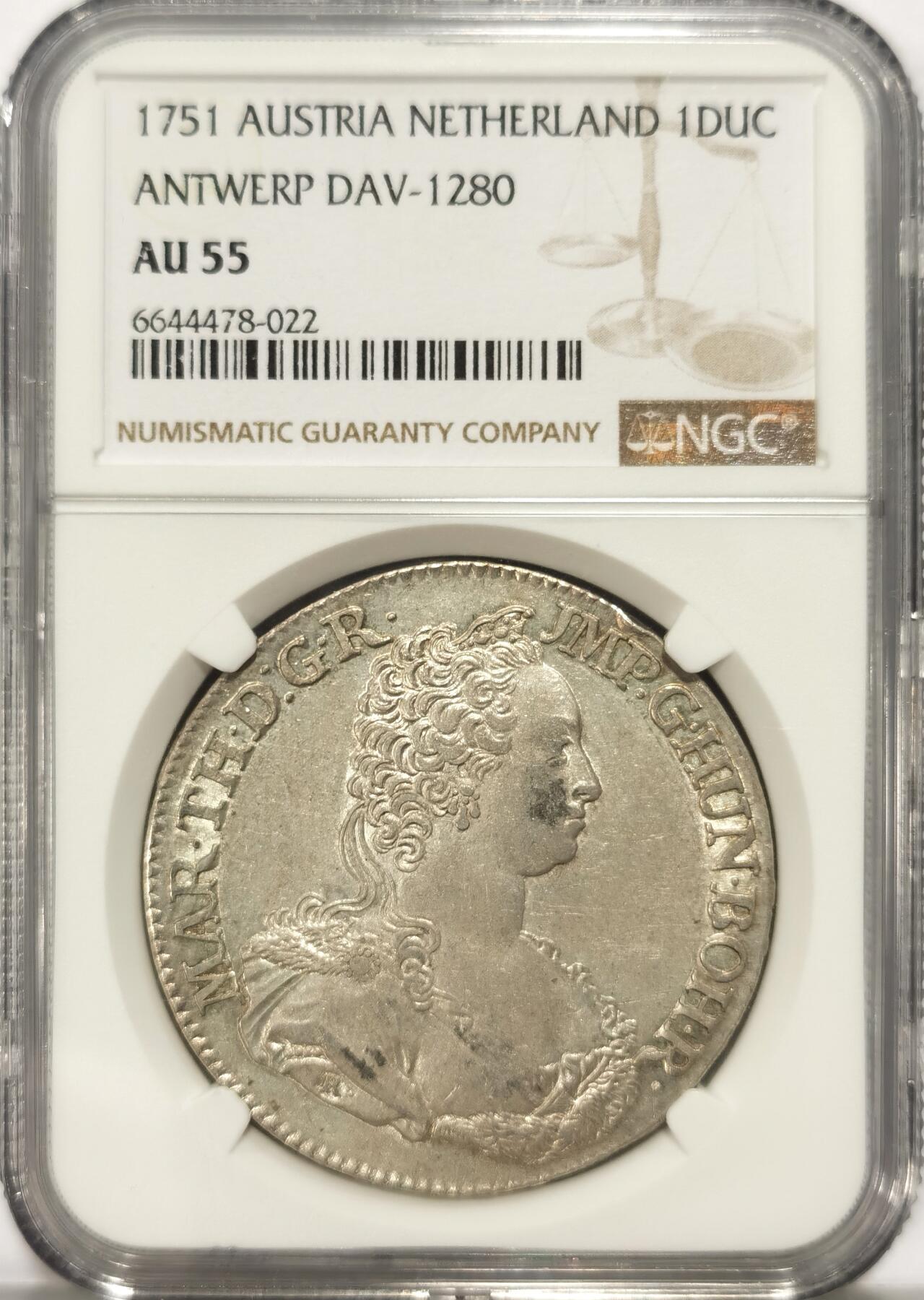 博洋堂世界钱币拍卖第087期（全场包邮） NGC AU55 1751年奥属尼德兰1杜卡特银币。N、P双料冠军分，33.25克，重量远超同时期各国主币，安特卫普厂铸造。此枚状态极佳，上手有车轮转光，徽章面状态应该有ms级，明显低评的一枚。极其罕见的品种。数量更多的1749年同品种55分麦稀奇成交价达到7400元，此枚年份更少见状态更出色，值得藏家重点关注！
