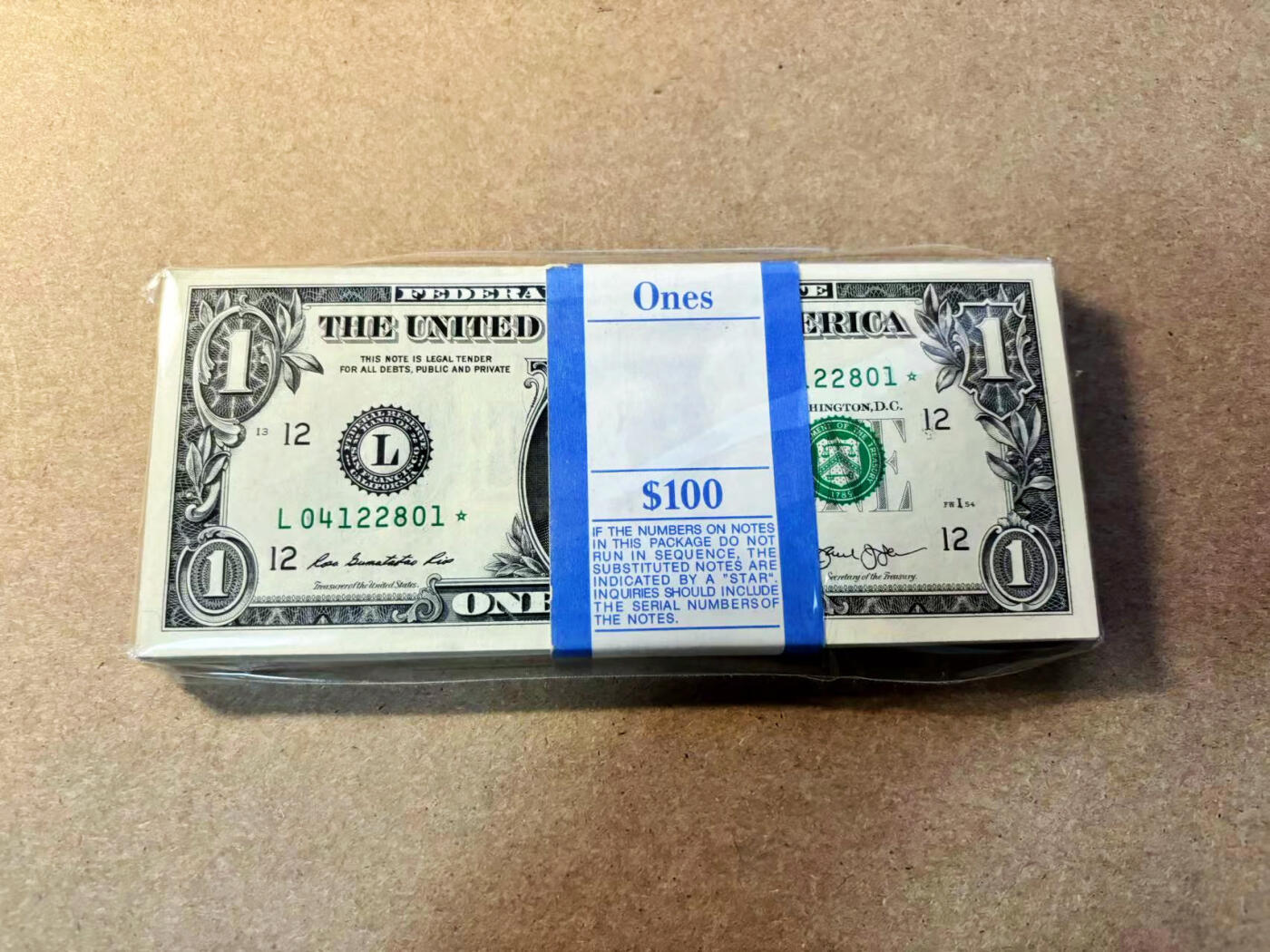 【Blue Auction】✨世界纸币精拍第524期【精】 【整刀 补号】美国 2013年1美金 全新UNC