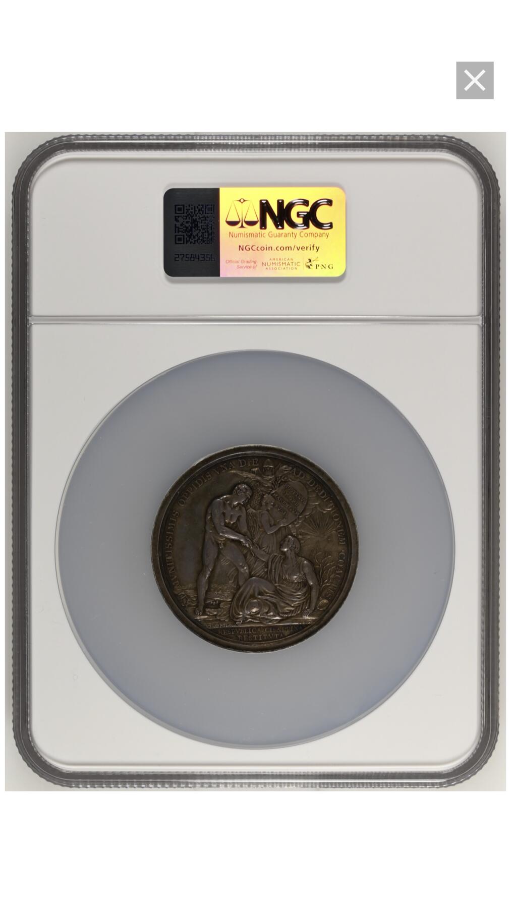 凡希社世界钱币微拍第二百八十期 稀！历史名章 ANVIII(1800)法兰西第一执政拿破仑重建奇萨尔皮尼共和国纪念银章NGC-AU58，意大利币章名家Lavy雕模，正面的拿破仑英俊威武，背面赫拉克勒斯两手扶起地上的意大利女神，珍稀且设计极为精美。欧洲拍卖行XF-UNC裸章落槌价在1100-2600欧不等，参见后三图。传世五彩浓郁，设计