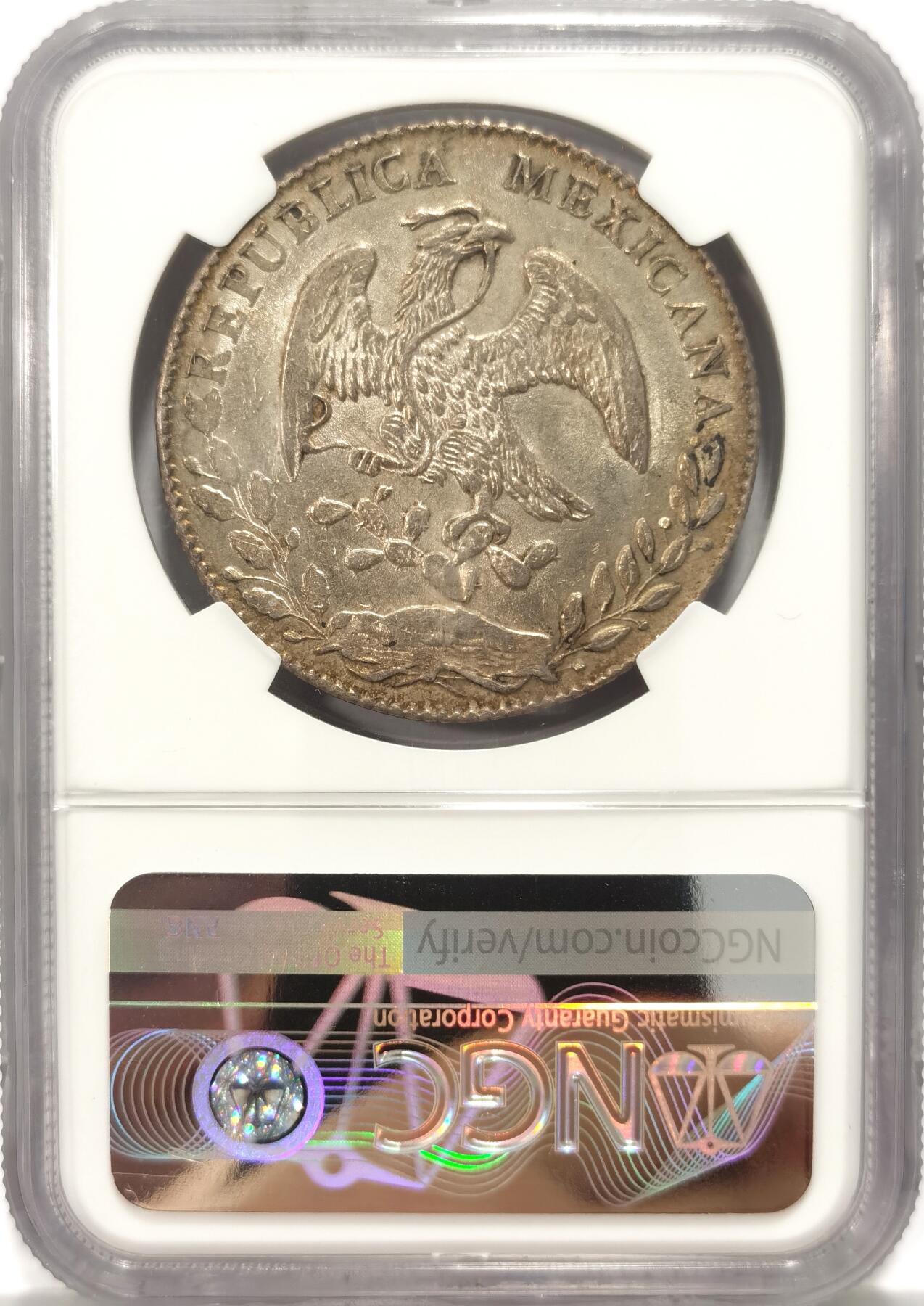 博洋堂世界钱币拍卖第087期（全场包邮） NGC MS63 1878年墨西哥GO FR版直边鹰洋，瓜纳华托铸币厂，中期少见年份，绚丽的五彩包浆，车轮转光底板出色，状态远超63分平均水准。此枚出自2024年金堡拍卖，528美元成交