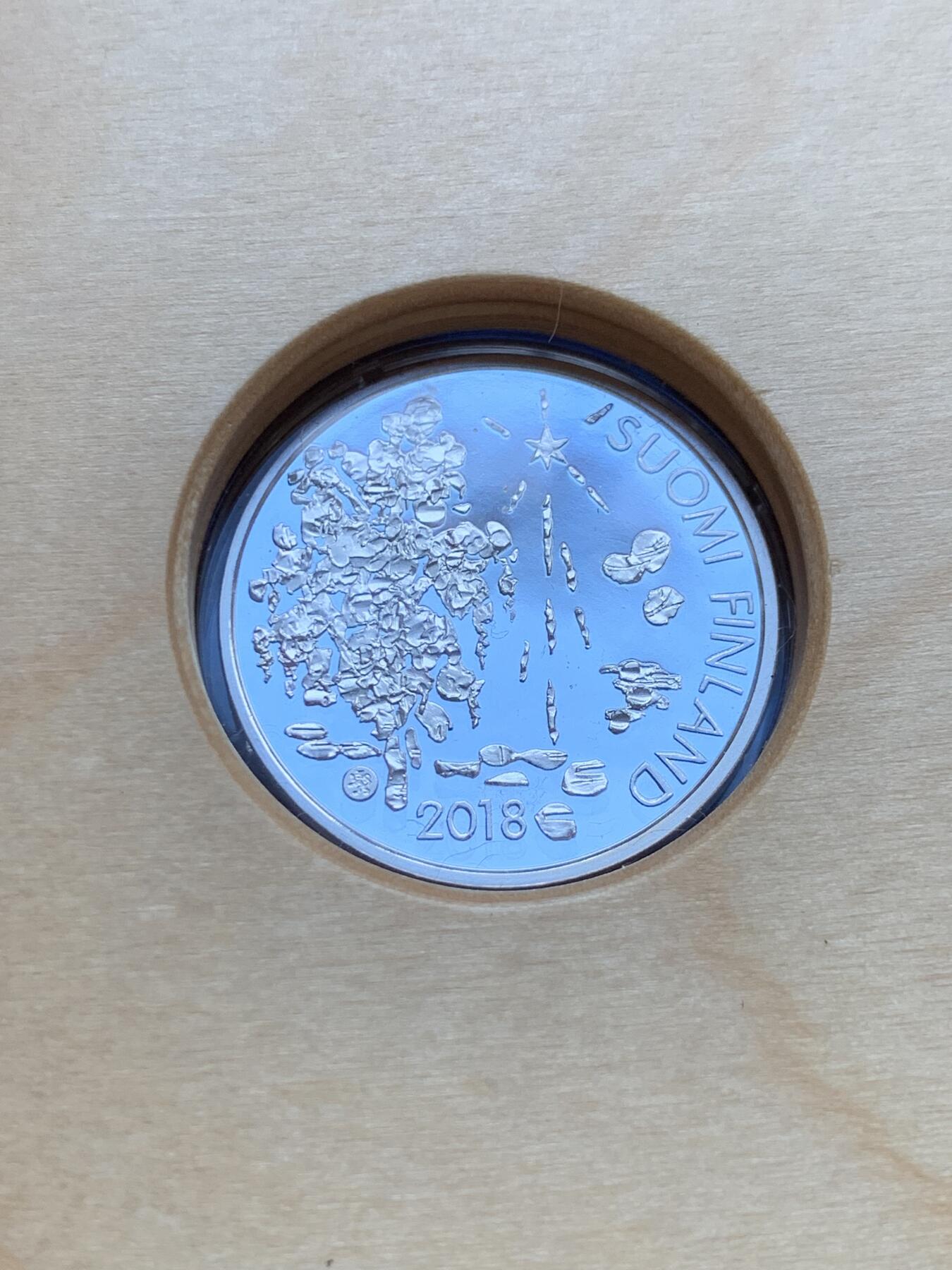 《竞宝斋》第296场- 周日，周一  2场连拍 （全场包邮） 2018年 芬兰 10欧元 撒西咪文化纪念 发行数量8000 银0.5 10克 原盒证