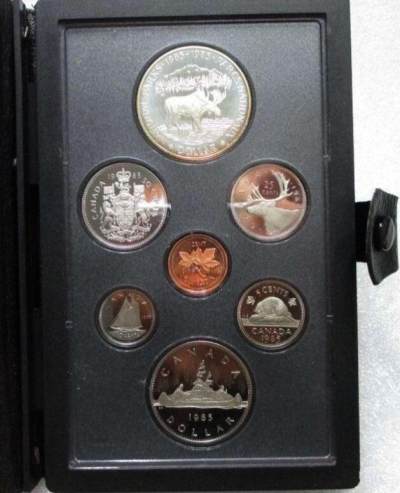 加拿大皇家造币局1985年发行一盒银镍精制币 国家公园1元银币（发行量少） - 加拿大皇家造币局1985年发行一盒银镍精制币 国家公园1元银币（发行量少）