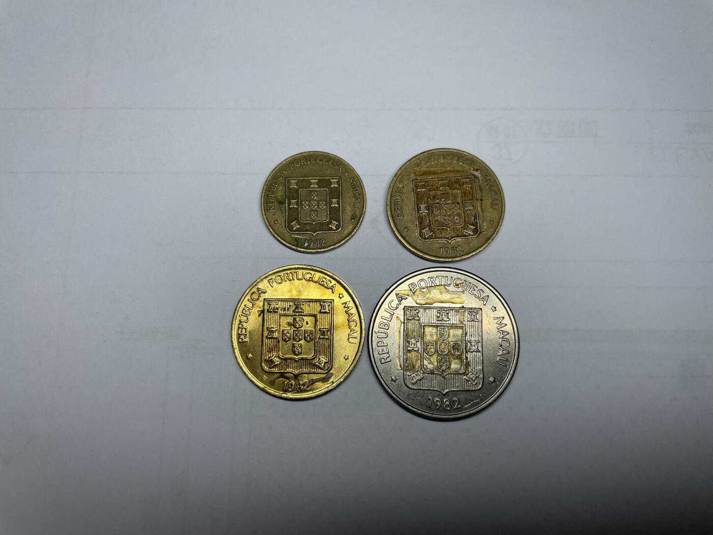 每日一拍，2024年集古藏今外币拍卖第十二期-第9场—（总第119拍），新一期拍卖开始了 1982年澳门福禄寿鱼四枚