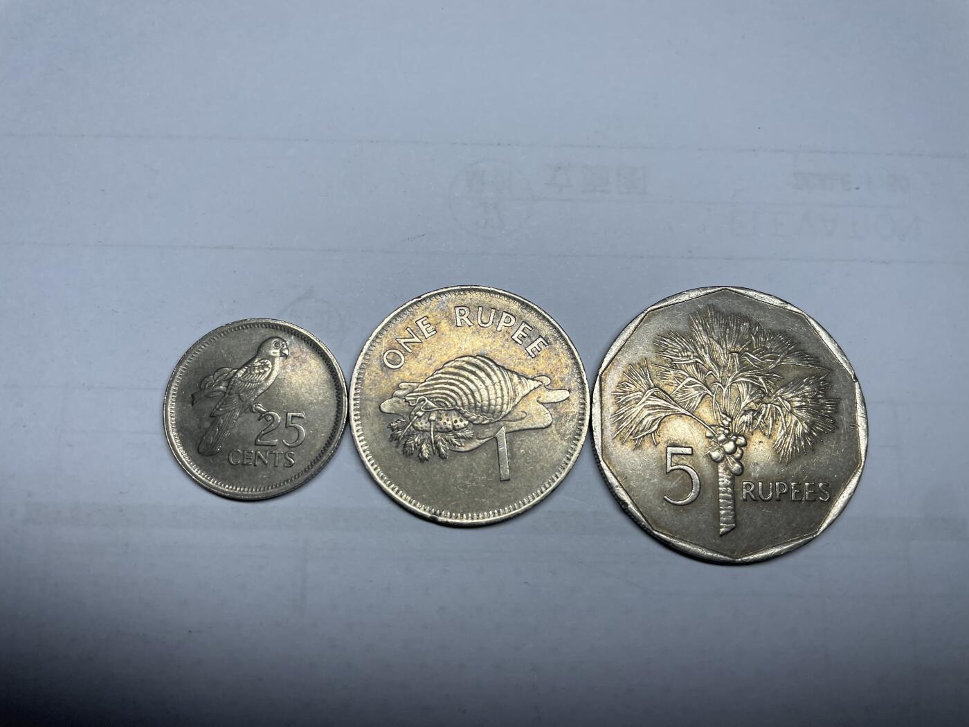 每日一拍，2024年集古藏今外币拍卖第十二期-第9场—（总第119拍），新一期拍卖开始了 1982年塞舌尔3枚