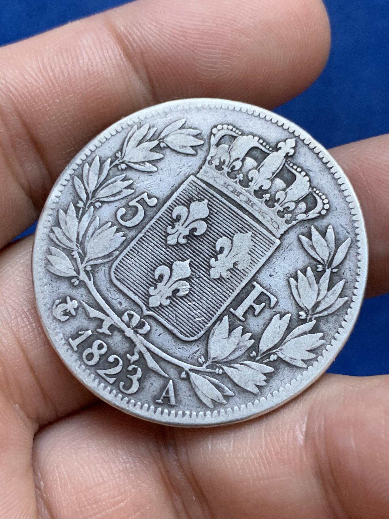 《竞宝斋》第296场- 周日，周一  2场连拍 （全场包邮） 1823年法国路易十八5法郎银币