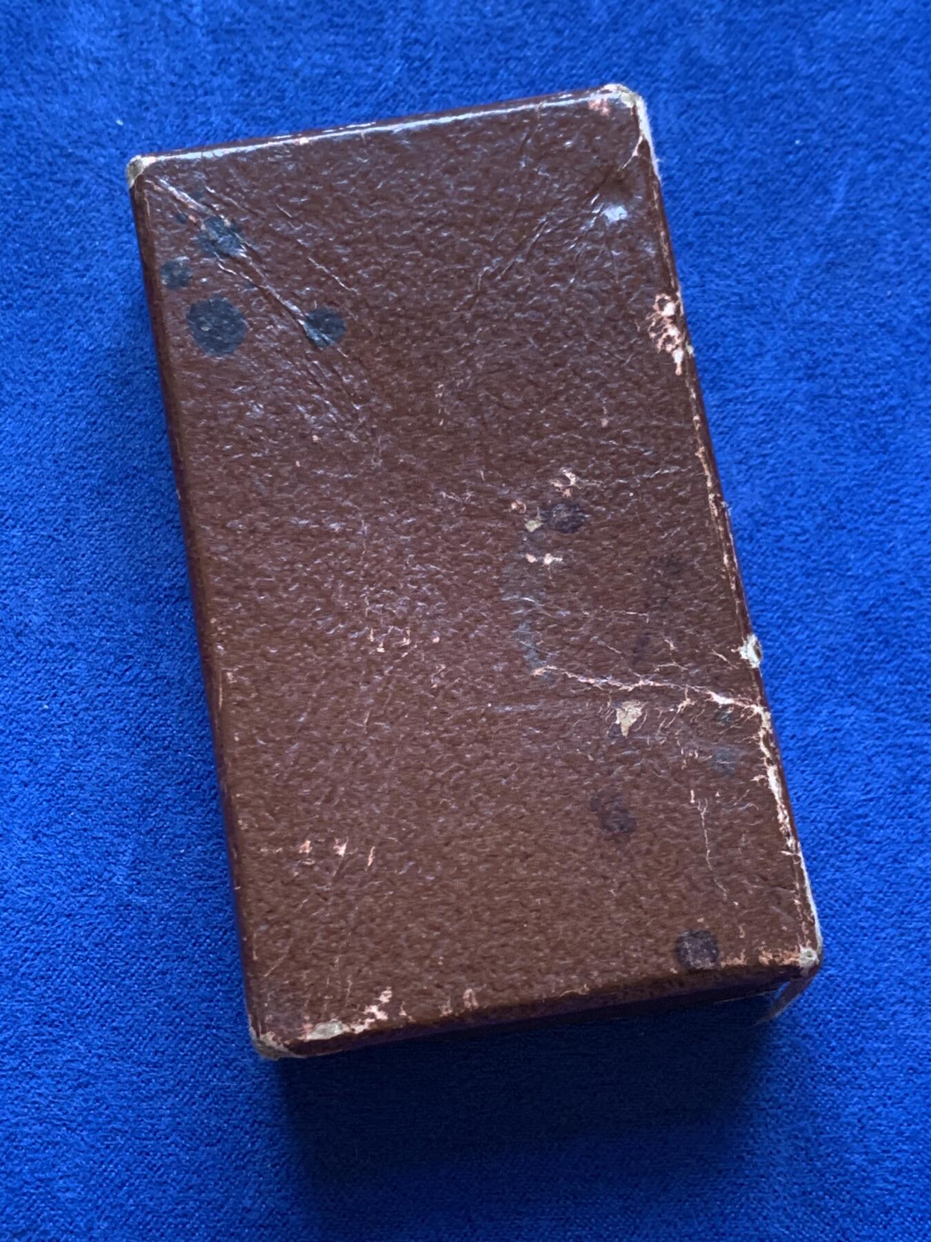 《竞宝斋》第296场- 周日，周一  2场连拍 （全场包邮） 日本 银质 赤十字会员章