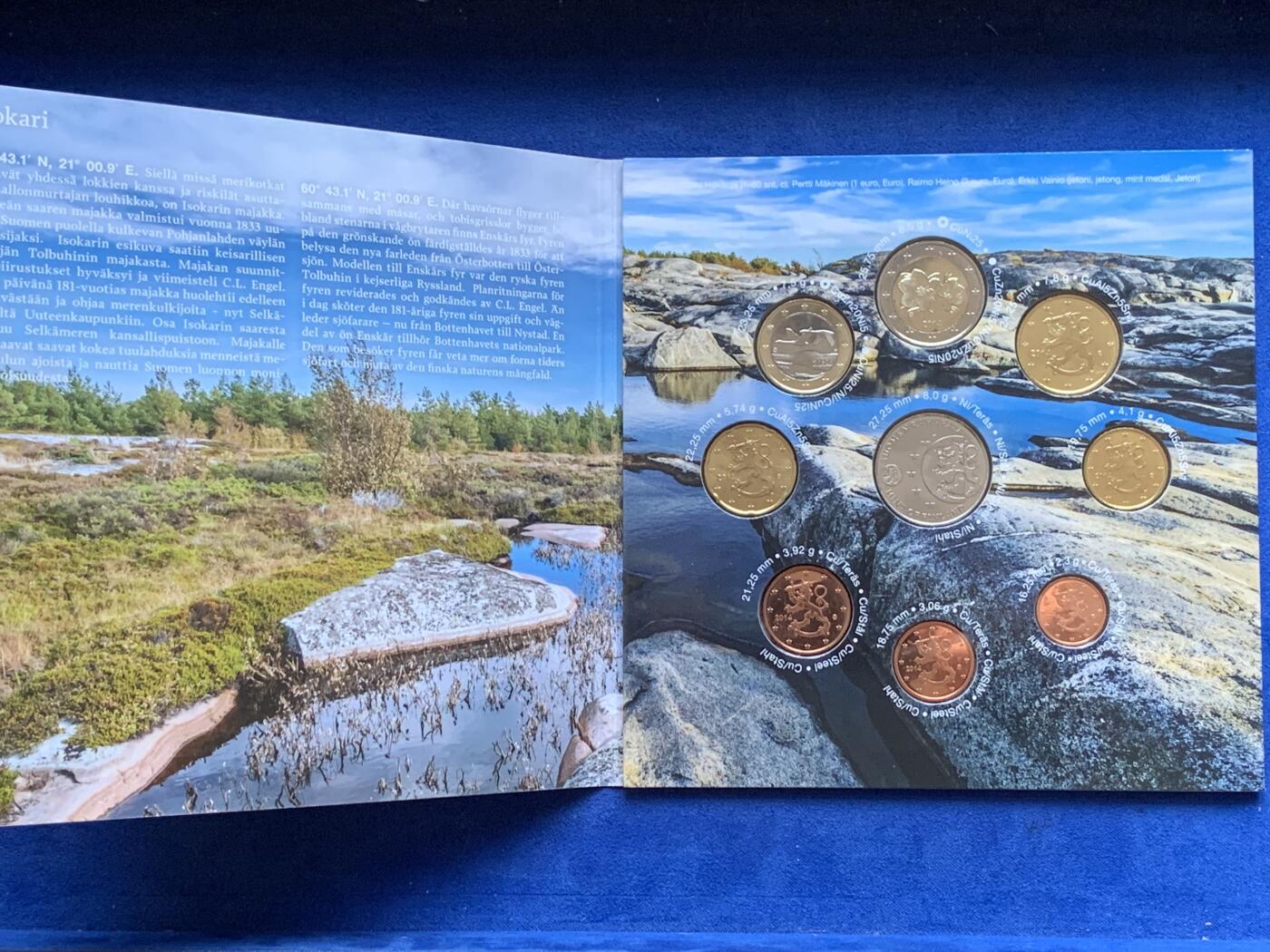 《竞宝斋》第296场- 周日，周一  2场连拍 （全场包邮） 2014年芬兰灯塔年欧元卡装 带一枚纪念章