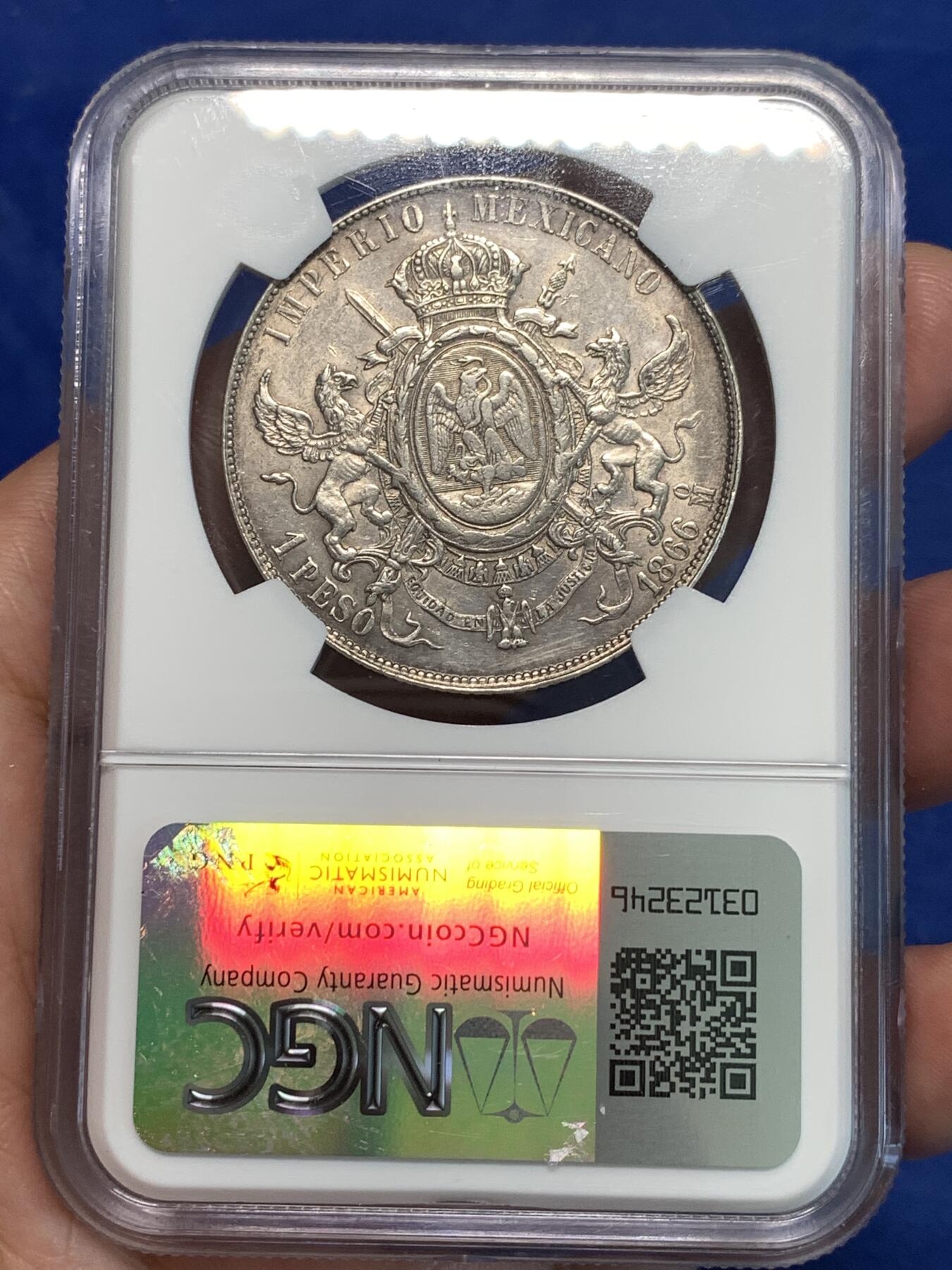 《竞宝斋》第296场- 周日，周一  2场连拍 （全场包邮） NGC AUD 墨西哥马克西米 墨西哥帝国1866年MO 1比索银币主币 高性价比 少见品种 Vcoins VF品相 350美元