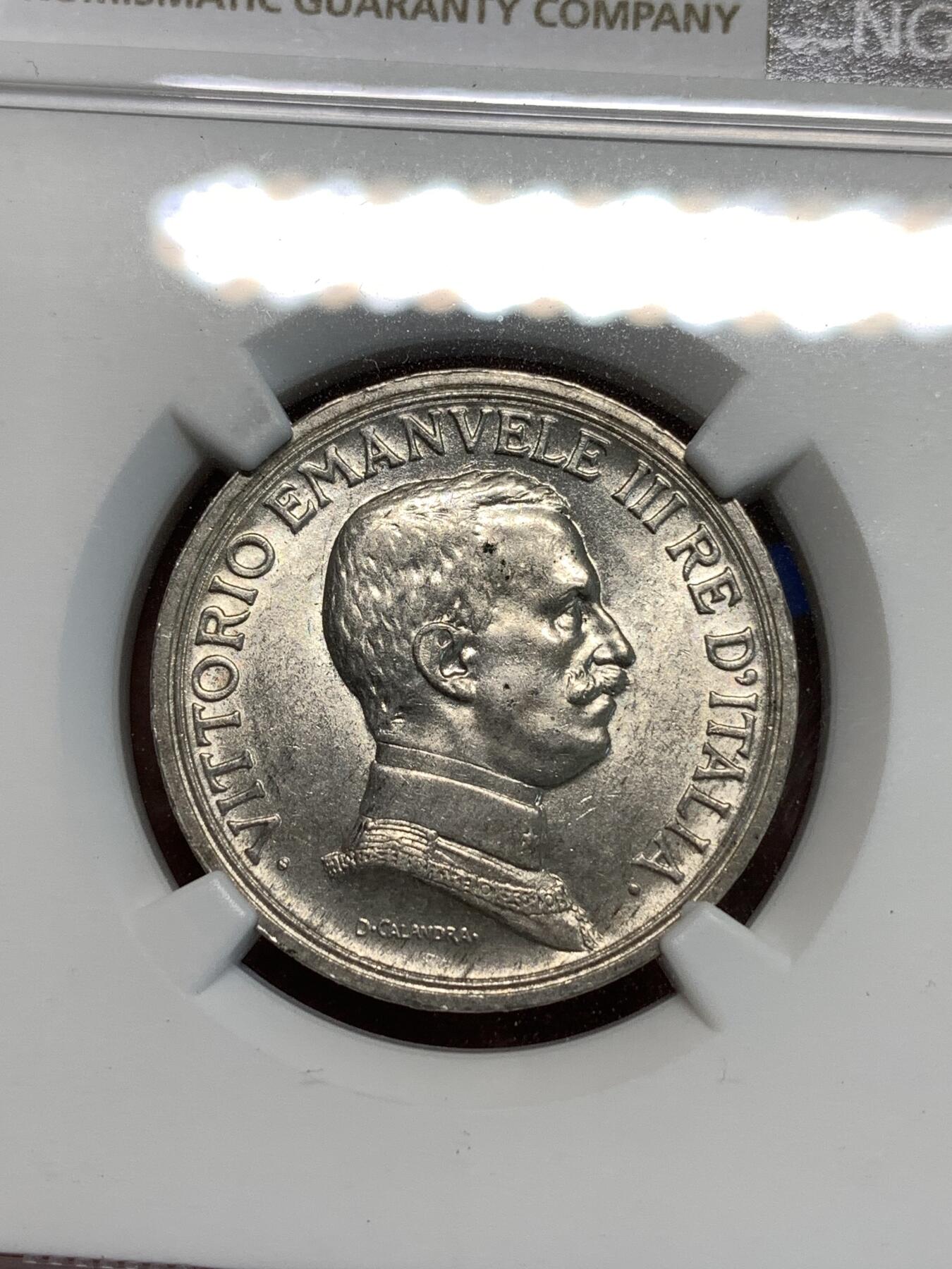 《竞宝斋》第296场- 周日，周一  2场连拍 （全场包邮） NGC MS62 意大利1916R埃马努埃莱三世2里拉 马车银币