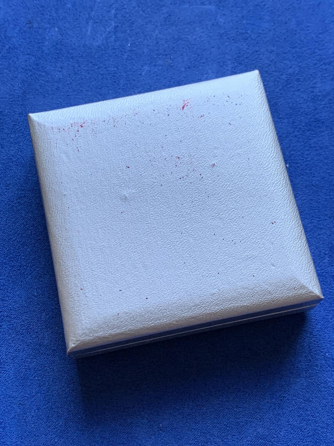 《竞宝斋》第296场- 周日，周一  2场连拍 （全场包邮） 美国 1969年阿波罗11号登月精制银章，五彩包浆，22克原盒