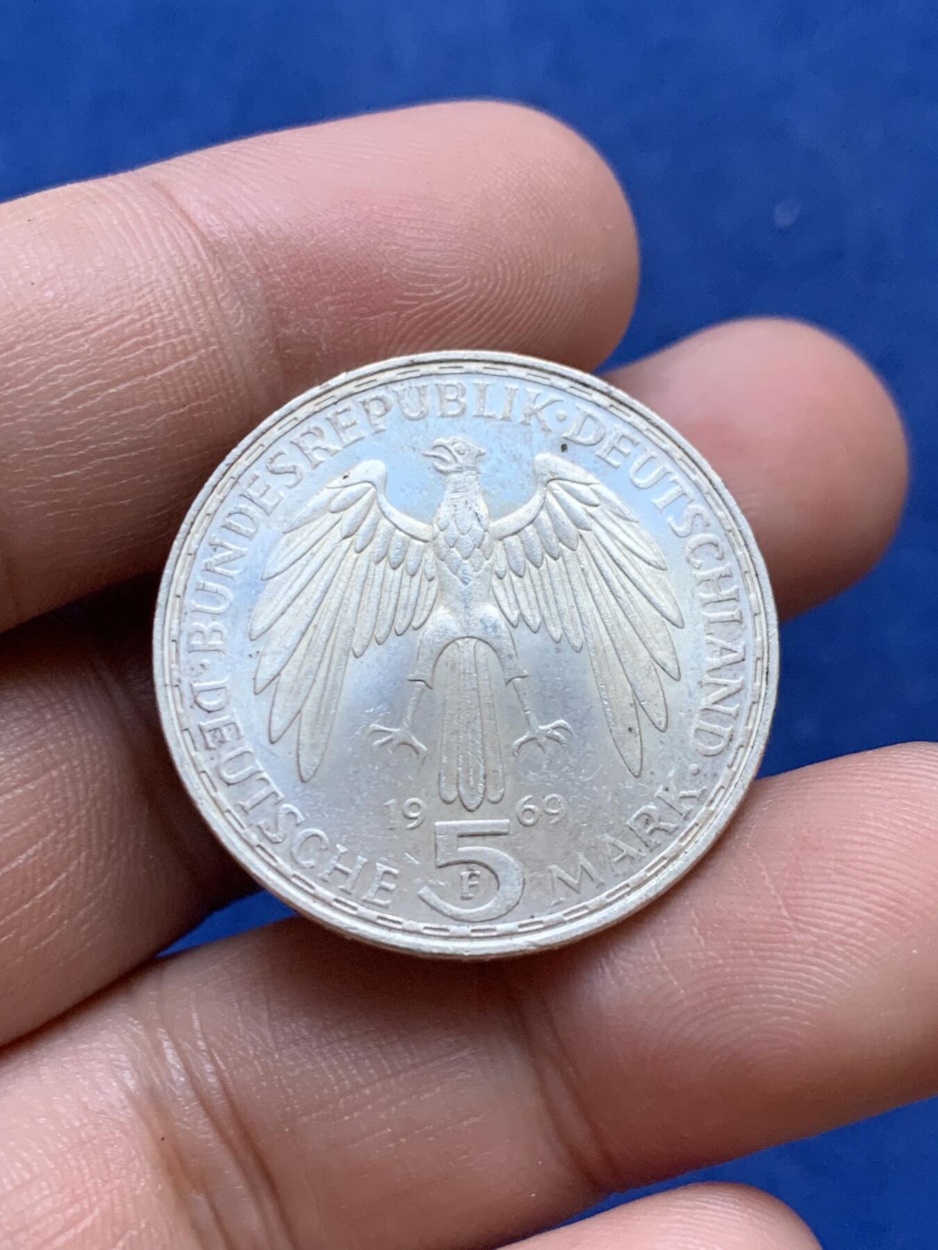 《竞宝斋》第296场- 周日，周一  2场连拍 （全场包邮） 联邦德国5马克纪念银币  精美淡粉包浆