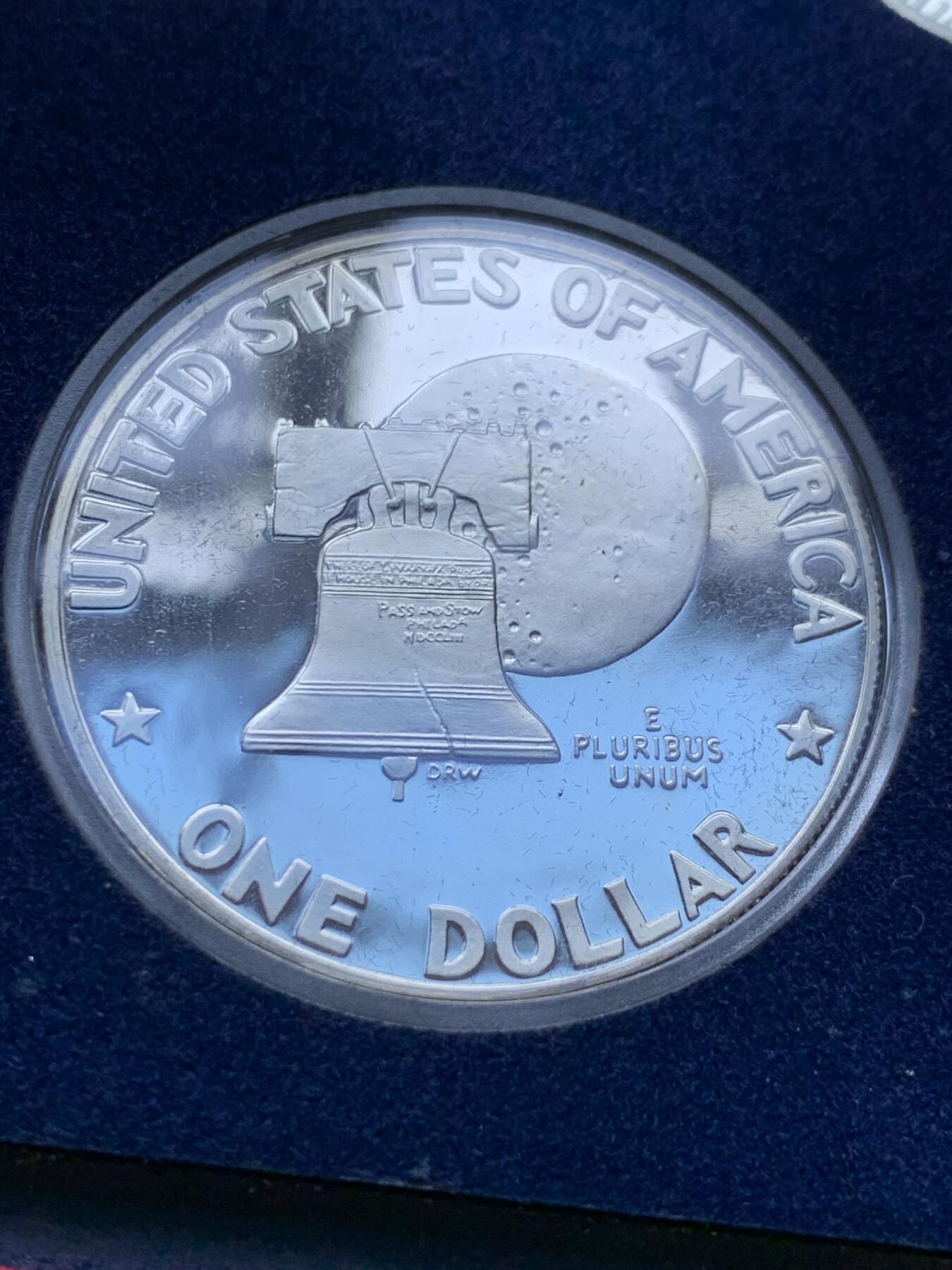 《竞宝斋》第296场- 周日，周一  2场连拍 （全场包邮） 美国 1976年 建国200周年纪念 3枚精制套币