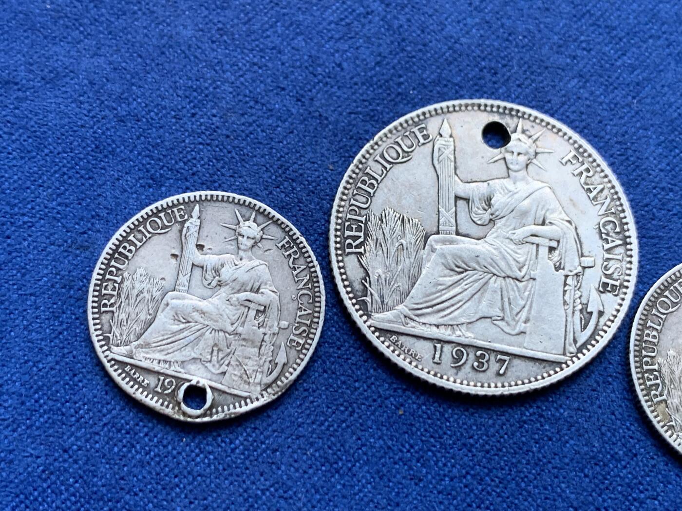 《竞宝斋》第296场- 周日，周一  2场连拍 （全场包邮） 3枚一组 法属印度支那 小银币