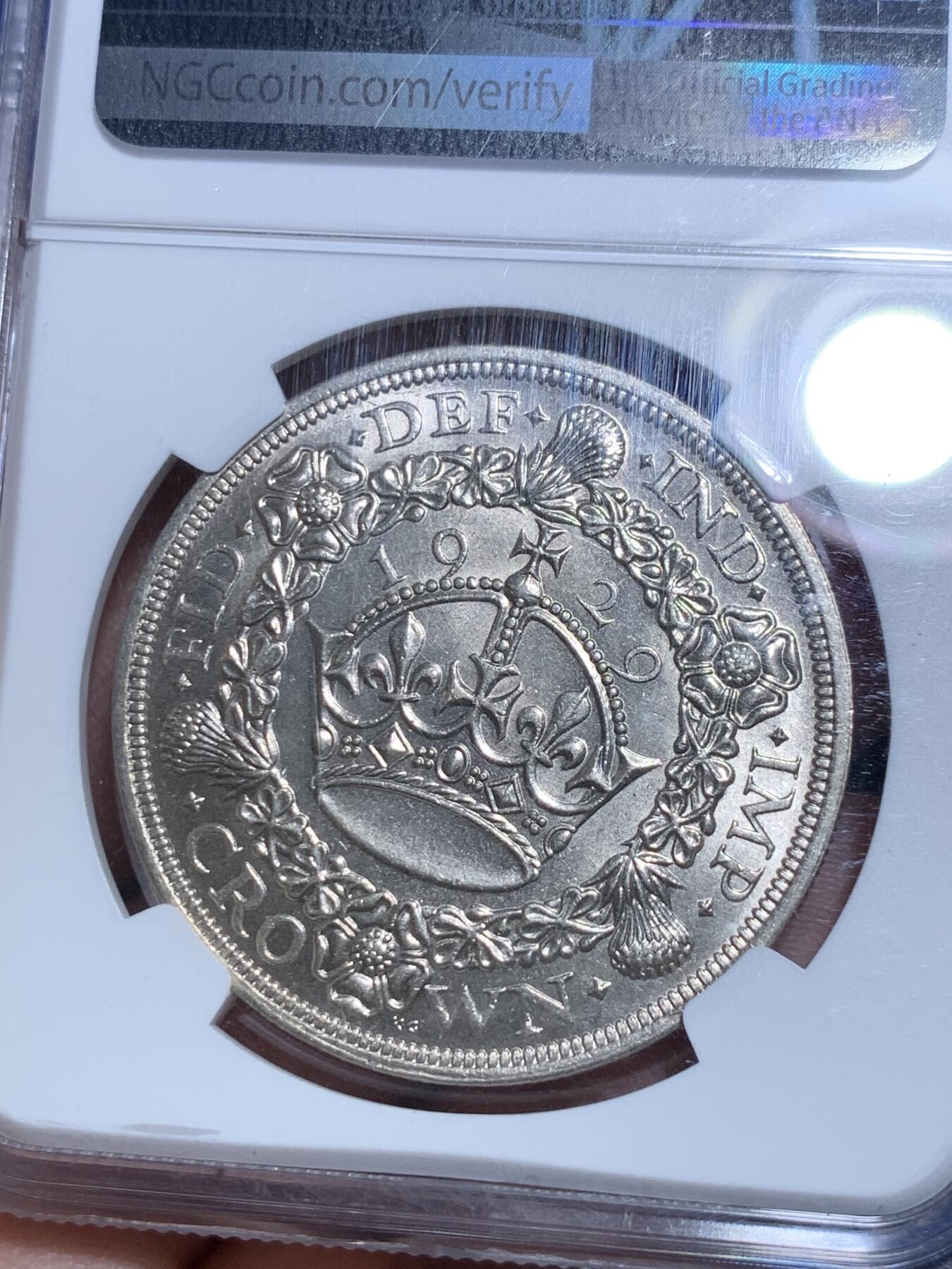 《竞宝斋》第296场- 周日，周一  2场连拍 （全场包邮） NGC MS63 英国 1929年乔治五世花冠1克朗银币 发行4千多枚