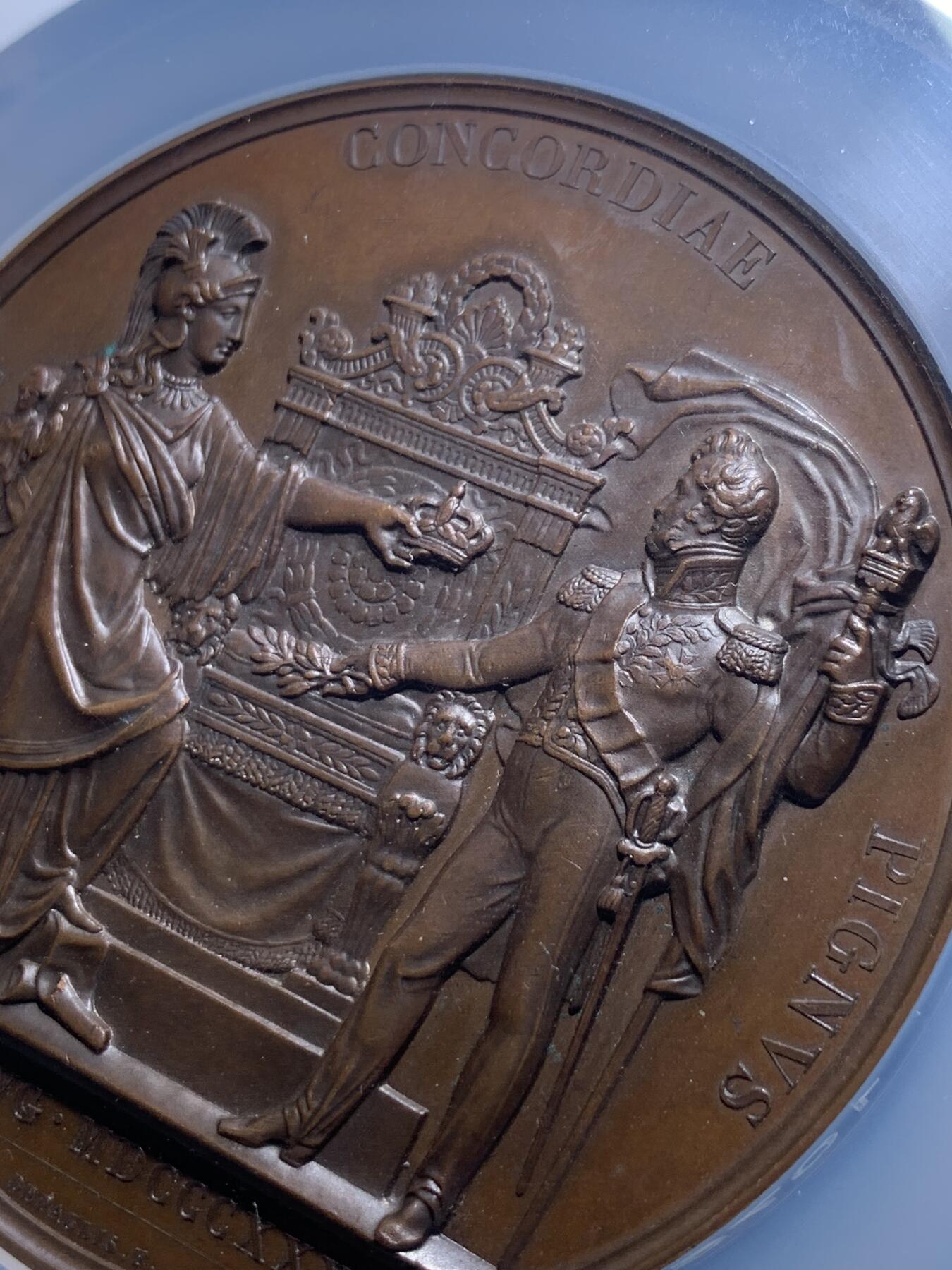 《竞宝斋》第296场- 周日，周一  2场连拍 （全场包邮） NGC MS62BN 法国 1830 菲利普一世 君权神受国王加冕超大铜章MS62,直径75mm，双面工艺好，超高浮雕，罕见铜章