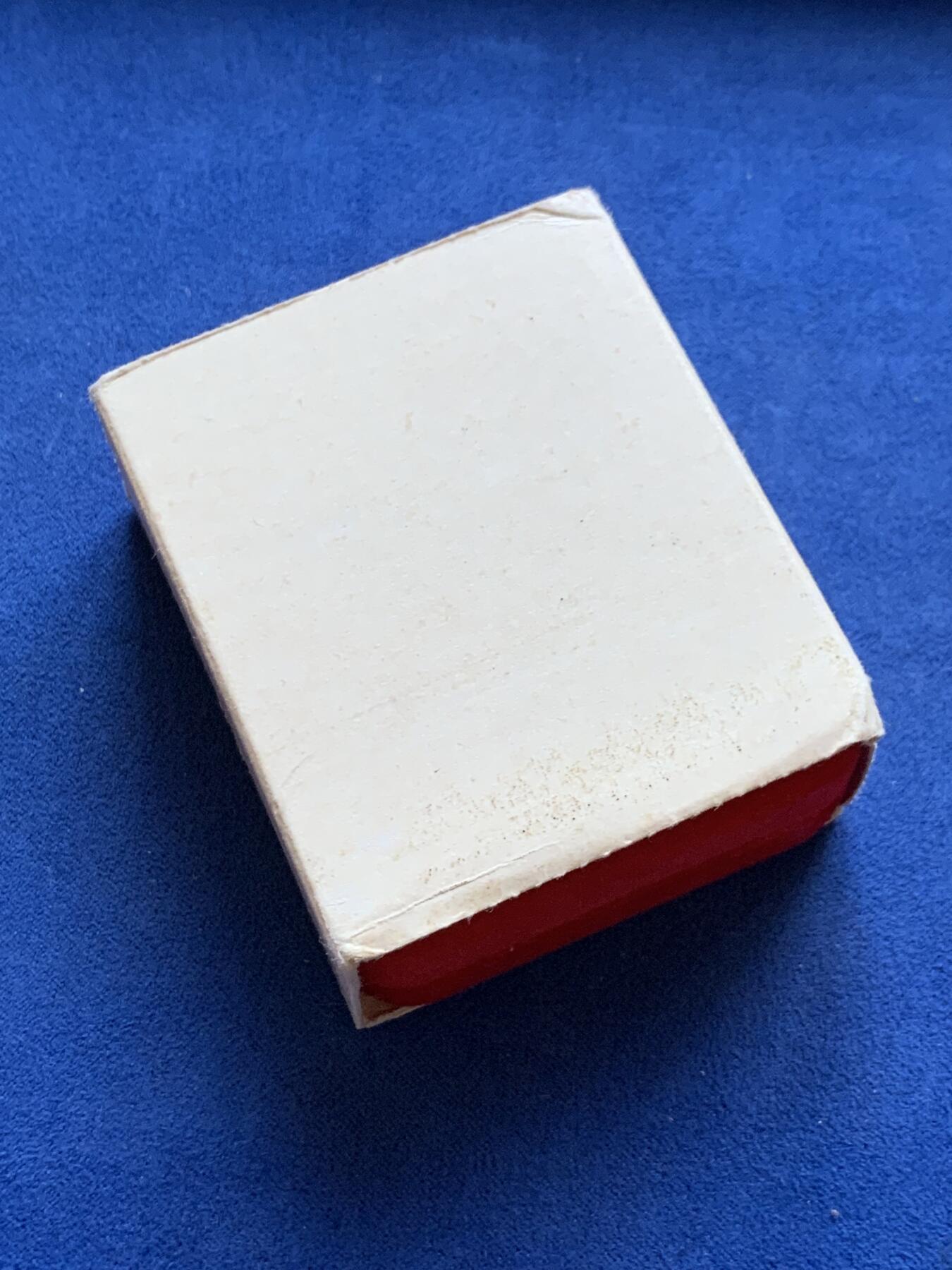 《竞宝斋》第296场- 周日，周一  2场连拍 （全场包邮） 1997年 澳大利亚 1元 翠鸟带黄金龙私印 发行数量：20000 银0.999 1盎司 私印是0.5克金 带盒证