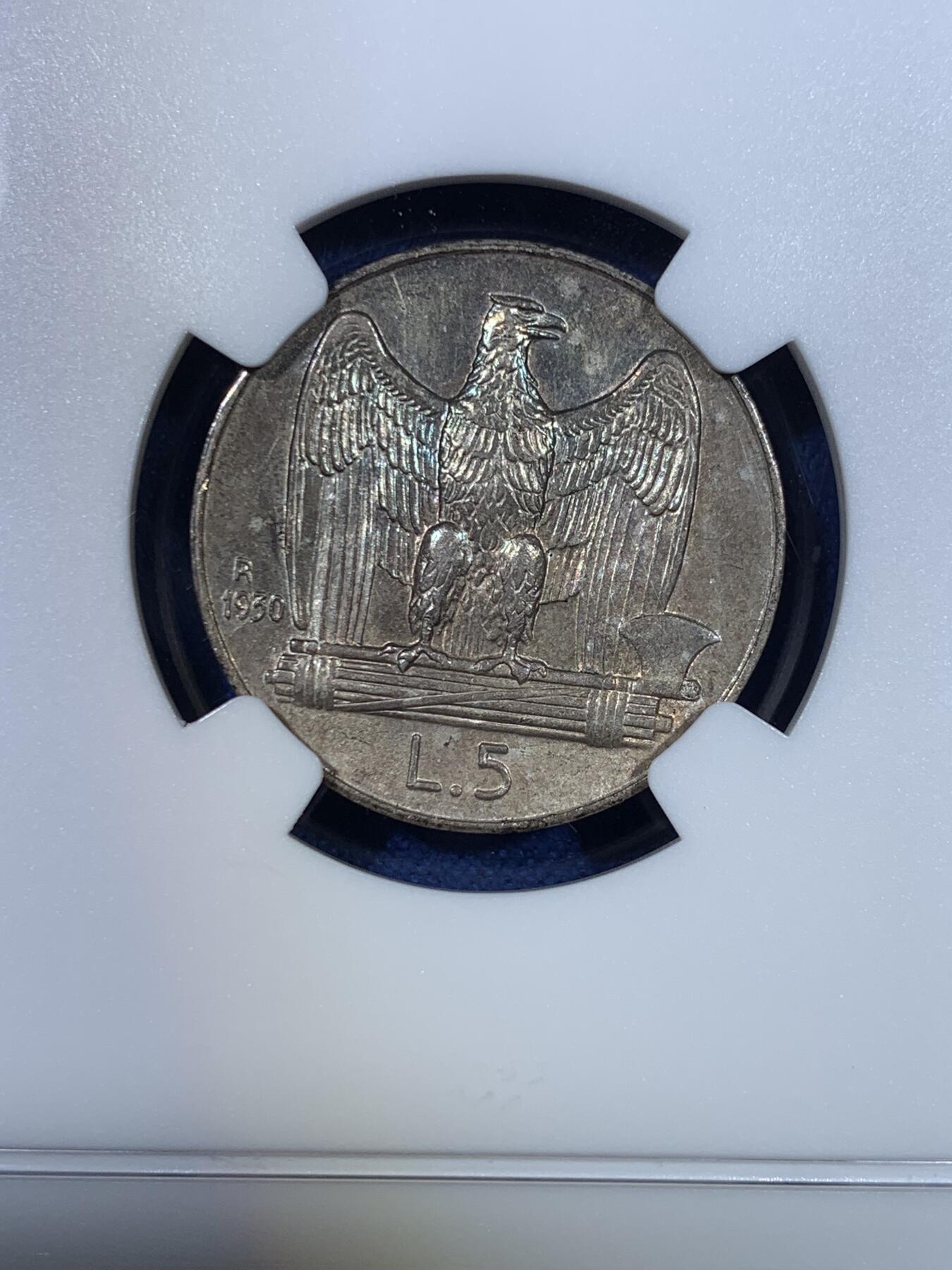 《竞宝斋》第296场- 周日，周一  2场连拍 （全场包邮） NGC MS62 意大利1930年R罗马厂5里拉银币 经典设计，打制深峻，靛蓝色彩包浆