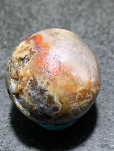 精美亚光冰飘草花纹战国红玛瑙手工雕刻佛字随形珠一颗 精美亚光冰飘草花纹战国红玛瑙手工雕刻佛字随形珠一颗