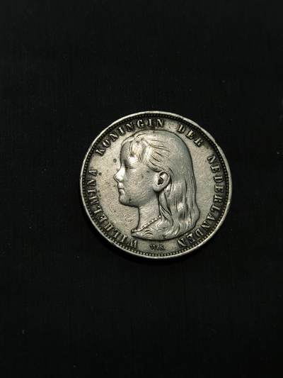 臻藏泉阁国内外钱币 - 1892荷兰威廉敏娜萝莉头1盾银币