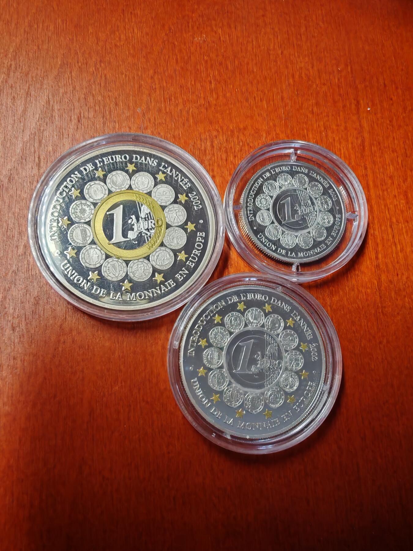 长老汇龙年精选第二十一场拍卖 2002贝宁欧元发行500+1000+1500法郎精制银币3枚套，盒证全，2002套