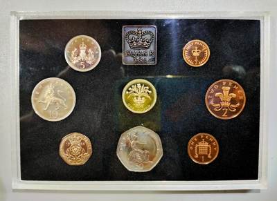 世界各国普、纪币捡漏专场(第十一场) - 原盒证书 英国1984年精制纪念币套币