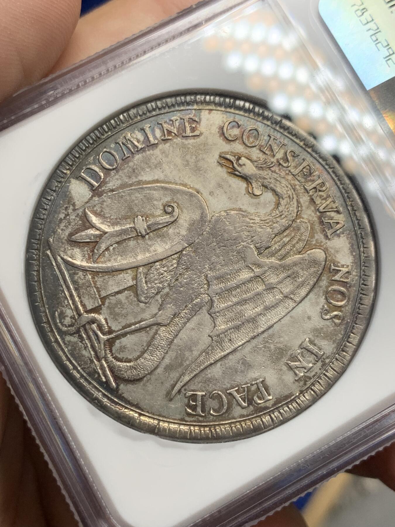 《竞宝斋》第297场- 周日，周一  2场连拍 （全场包邮） NGC AU55 瑞士 1793 巴塞尔 景观泰勒大银币 瑞士景观稳步上涨品种 打制好的不多见 低评