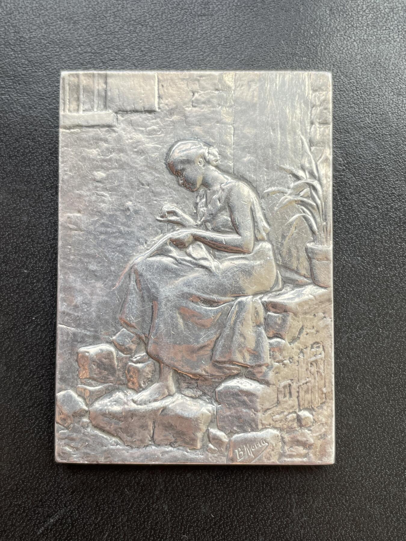 「木头集藏」章牌精品专场！ B.Moria~法国乡村纪念银章  尺寸：64×44mm，80 g，边铭：丰饶角 1ARGENT, 少见银章，可能有清洗痕迹。