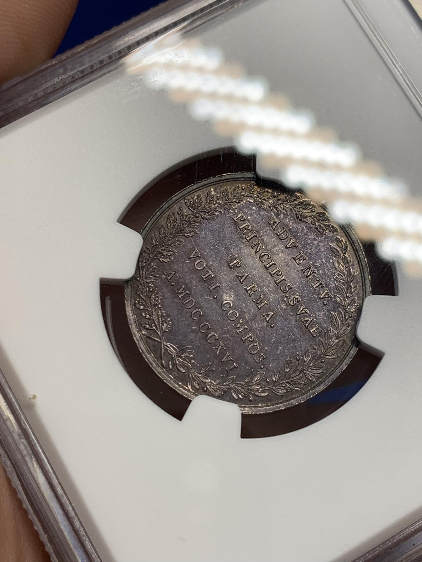 《竞宝斋》第297场- 周日，周一  2场连拍 （全场包邮） NGC MS63 意大利1816 拿破仑皇后露易丝银章 紫罗兰包浆 非常少见的品种