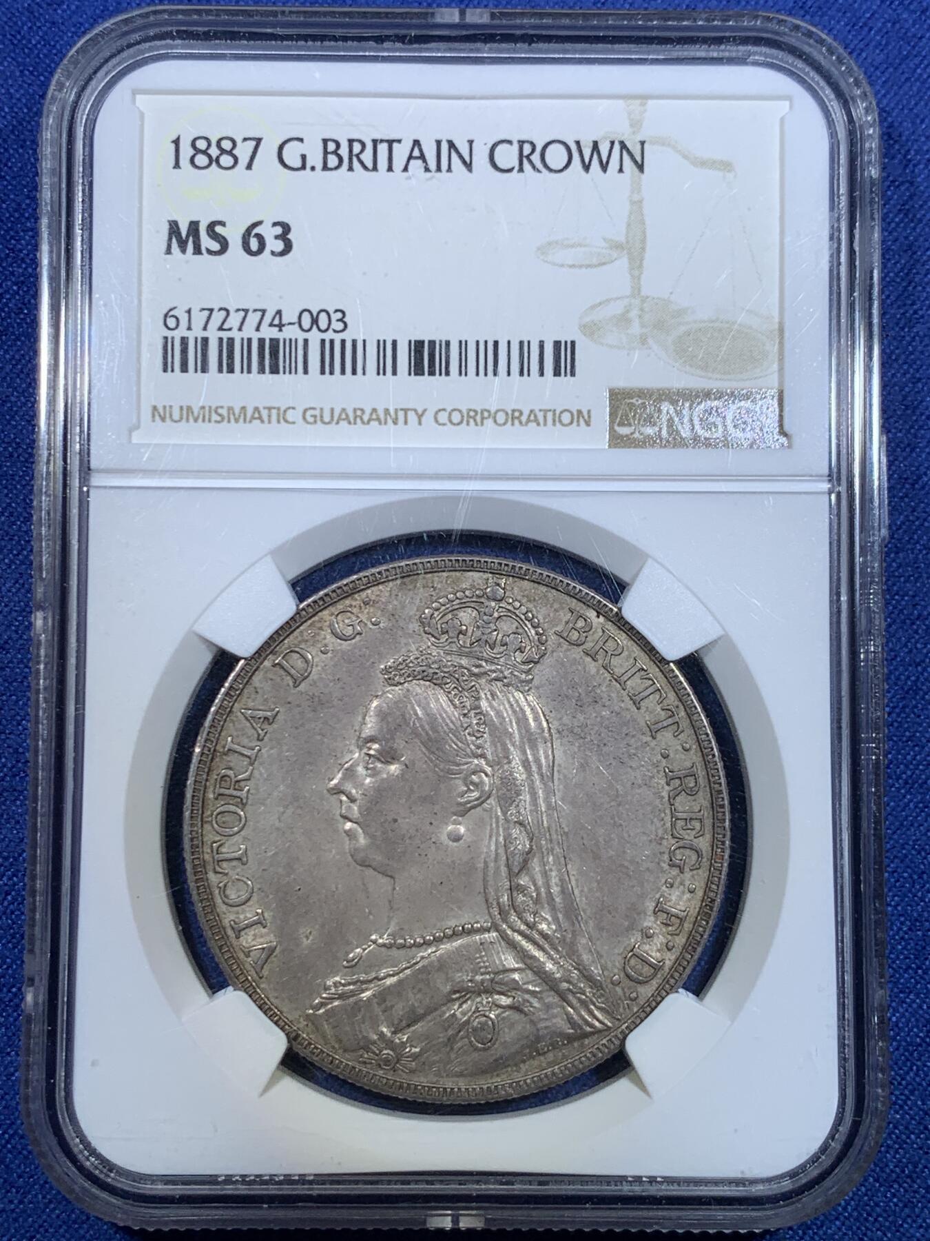《竞宝斋》第297场- 周日，周一  2场连拍 （全场包邮） NGC MS63 英国1887维多利亚高冠马剑 原味老包浆 底板干净没有任何划痕