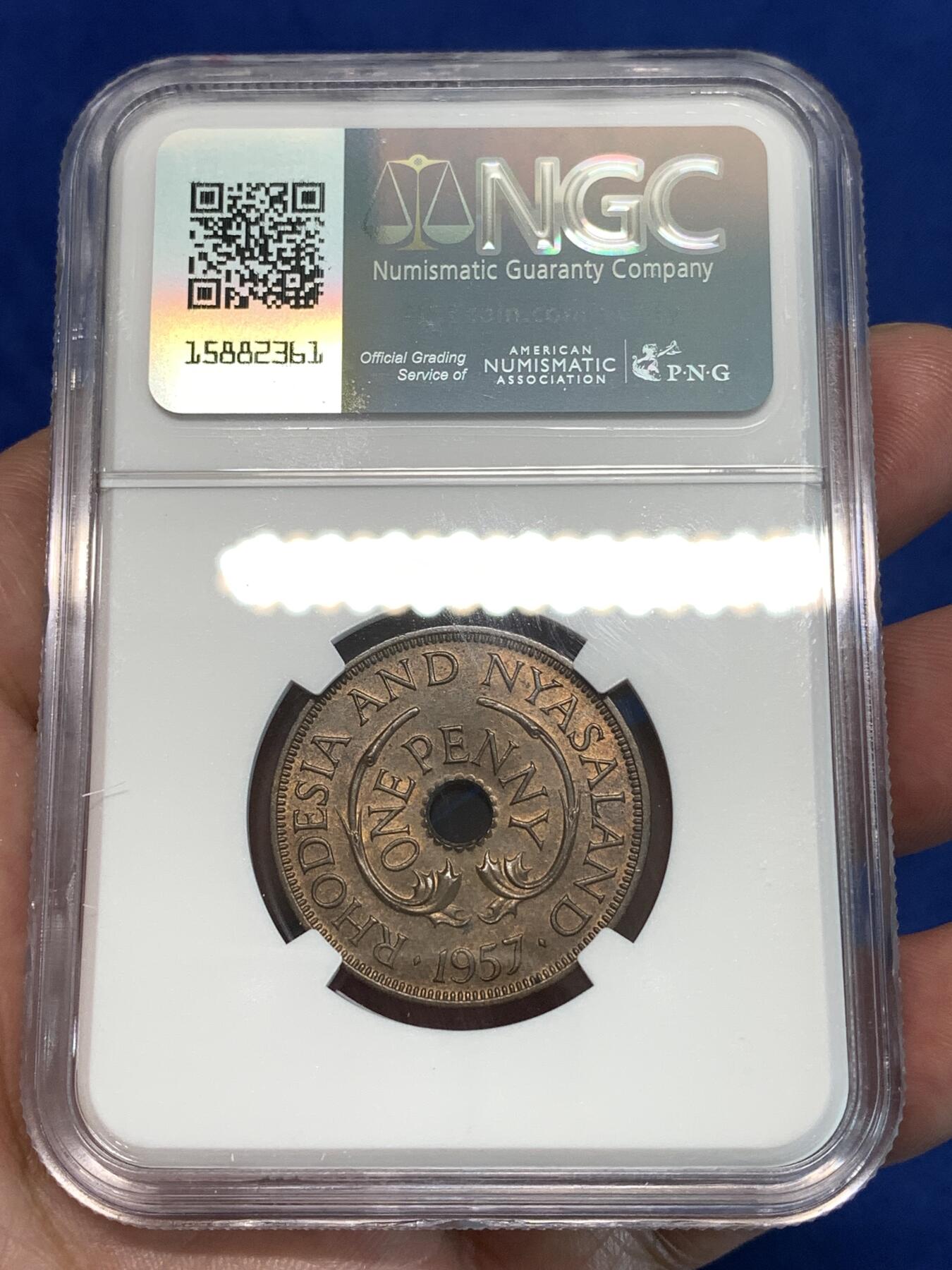 《竞宝斋》第297场- 周日，周一  2场连拍 （全场包邮） NGC MS64BN 罗德西亚1957年便士铜币 一对大象的对象经典设计 铜光醇厚
