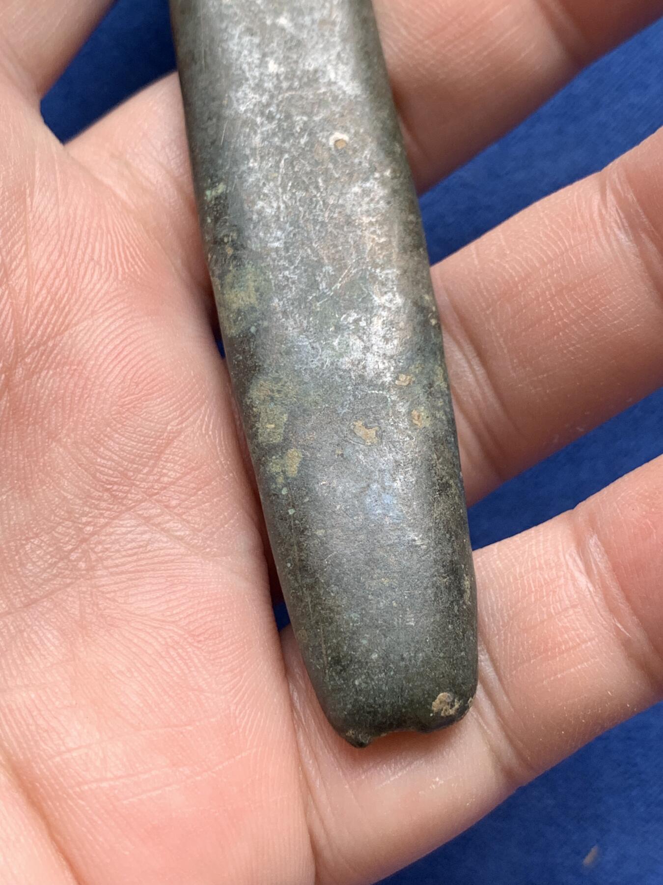 《竞宝斋》第297场- 周日，周一  2场连拍 （全场包邮） 泰国 暹罗国 素可泰王朝 大型虎舌铜条 元末明初 400年历史 重量59.6克