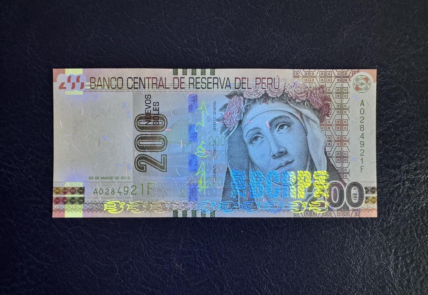 收藏联盟Quantum Auction 第368期拍卖  秘鲁2012年200索尔 品相全新UNC 美洲文明起源地——卡拉尔圣城