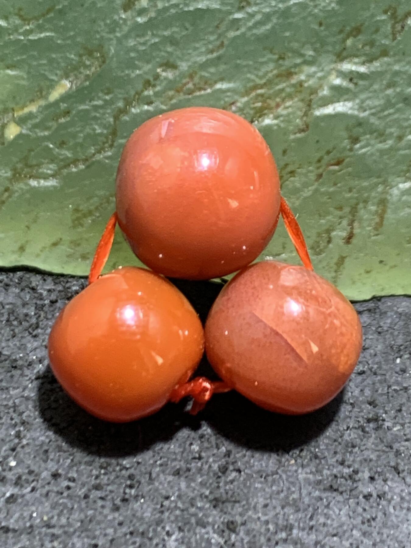 冻料柿子红南红玛瑙老形桶珠三颗！配串利器！