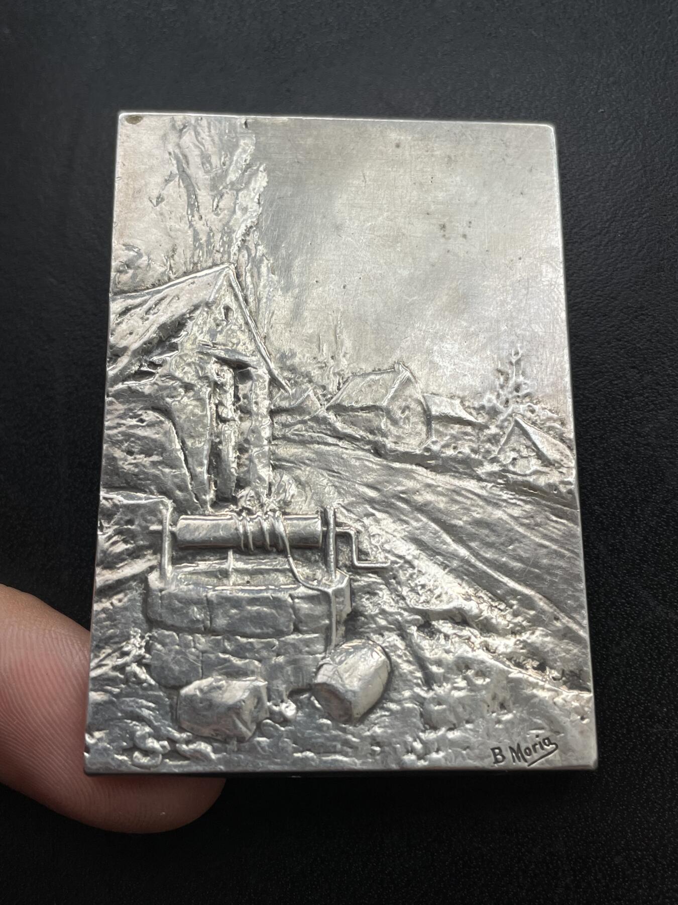 「木头集藏」章牌精品专场！ B.Moria~法国乡村纪念银章  尺寸：64×44mm，80 g，边铭：丰饶角 1ARGENT, 少见银章，可能有清洗痕迹。