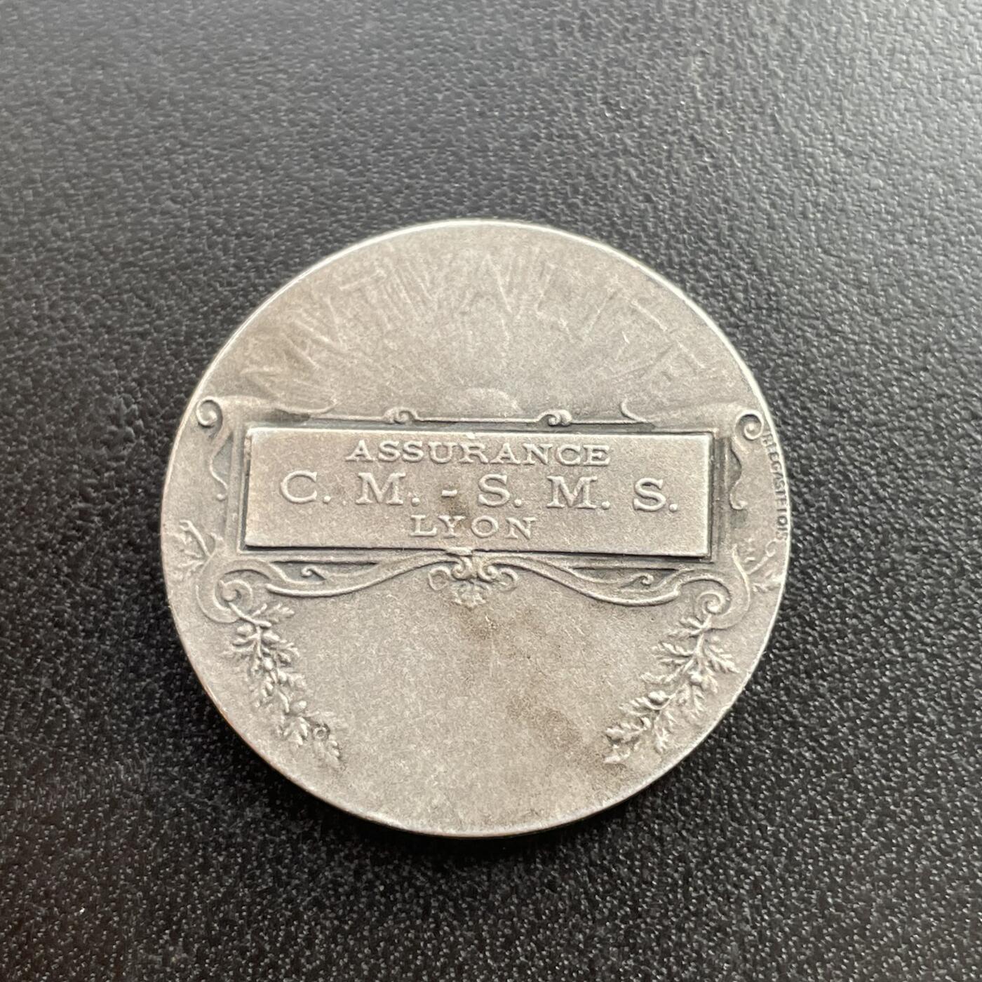 「木头集藏」章牌精品专场！ Legastelois～法国互助保险银章  直径：26.5mm，10 g，边铭：丰饶角 2 ARGENT，少见银章，小巧精致！