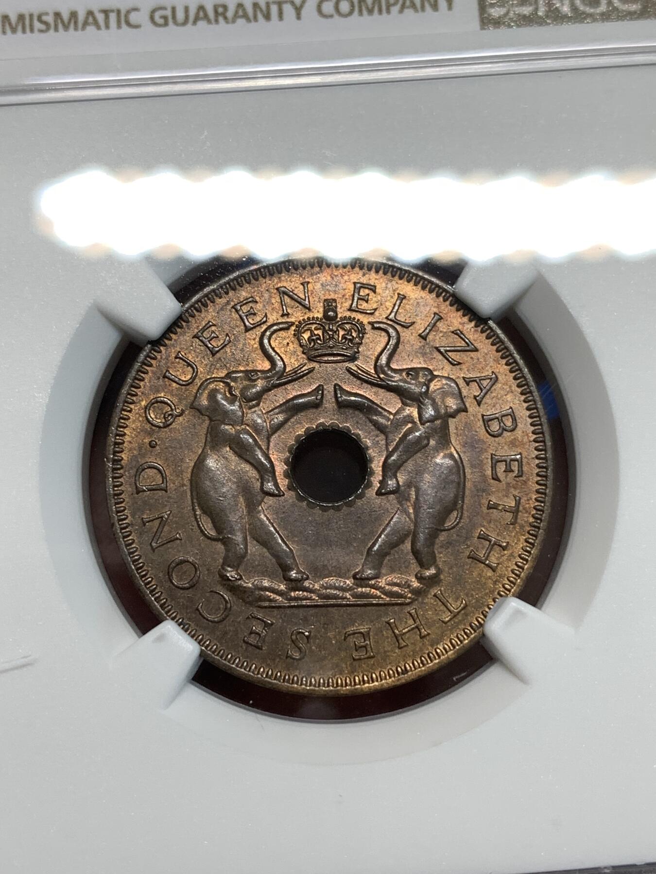 《竞宝斋》第297场- 周日，周一  2场连拍 （全场包邮） NGC MS64BN 罗德西亚1957年便士铜币 一对大象的对象经典设计 铜光醇厚