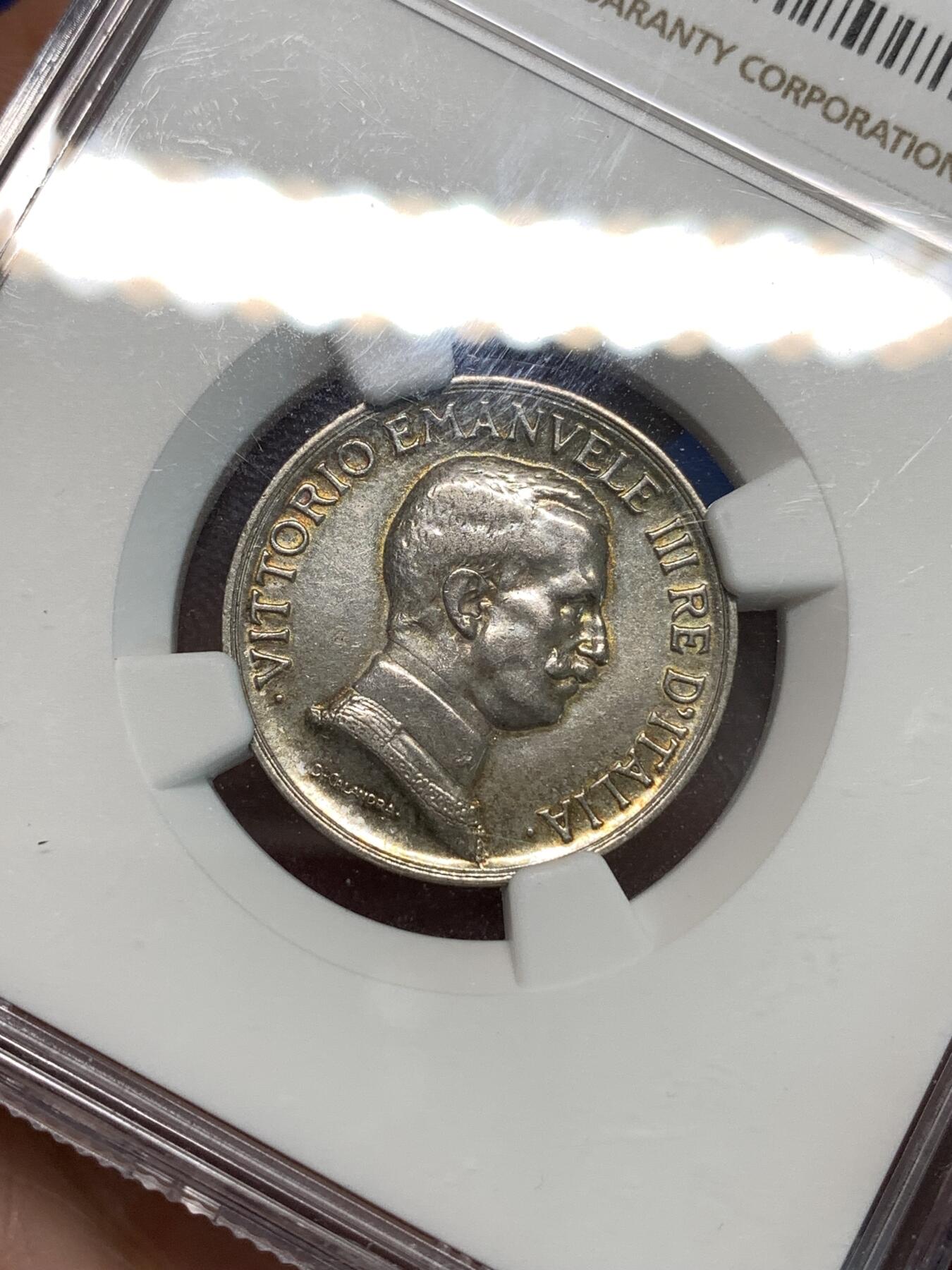 《竞宝斋》第297场- 周日，周一  2场连拍 （全场包邮） NGC AU50 1917年R意大利1里拉翁贝托三世马拉车经典品种淡彩包浆