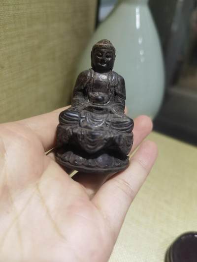 晚清木雕佛像摆件 - 晚清木雕佛像摆件