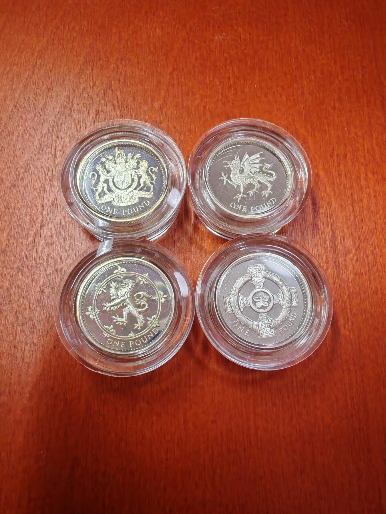 长老汇龙年精选第二十二场拍卖 1998-2001英国1英镑精制加厚银币4枚套，盒证全