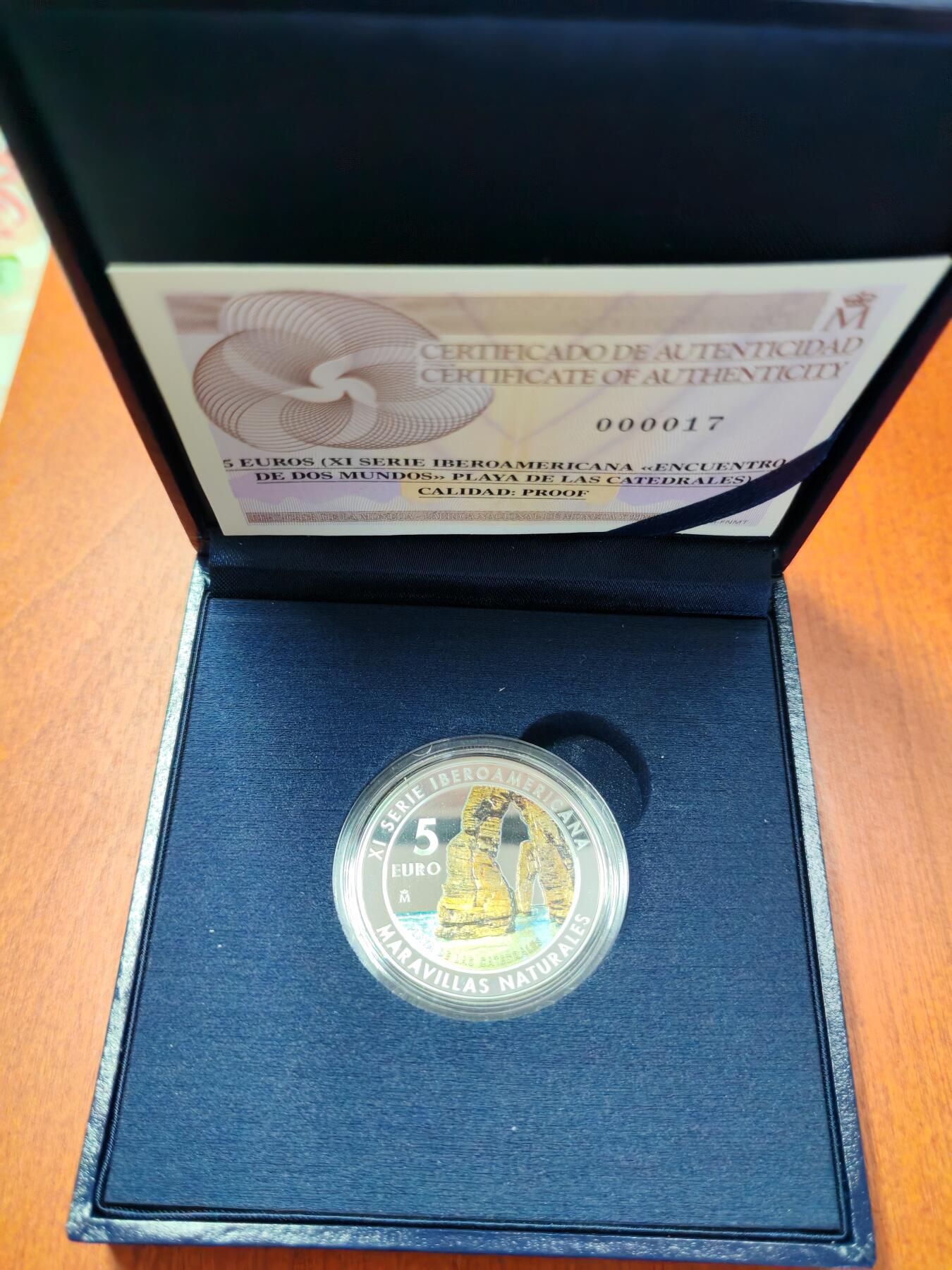 长老汇龙年精选第二十二场拍卖 2017西班牙伊比利亚系列之自然奇观5欧元彩色精制银币，盒证全，1万枚