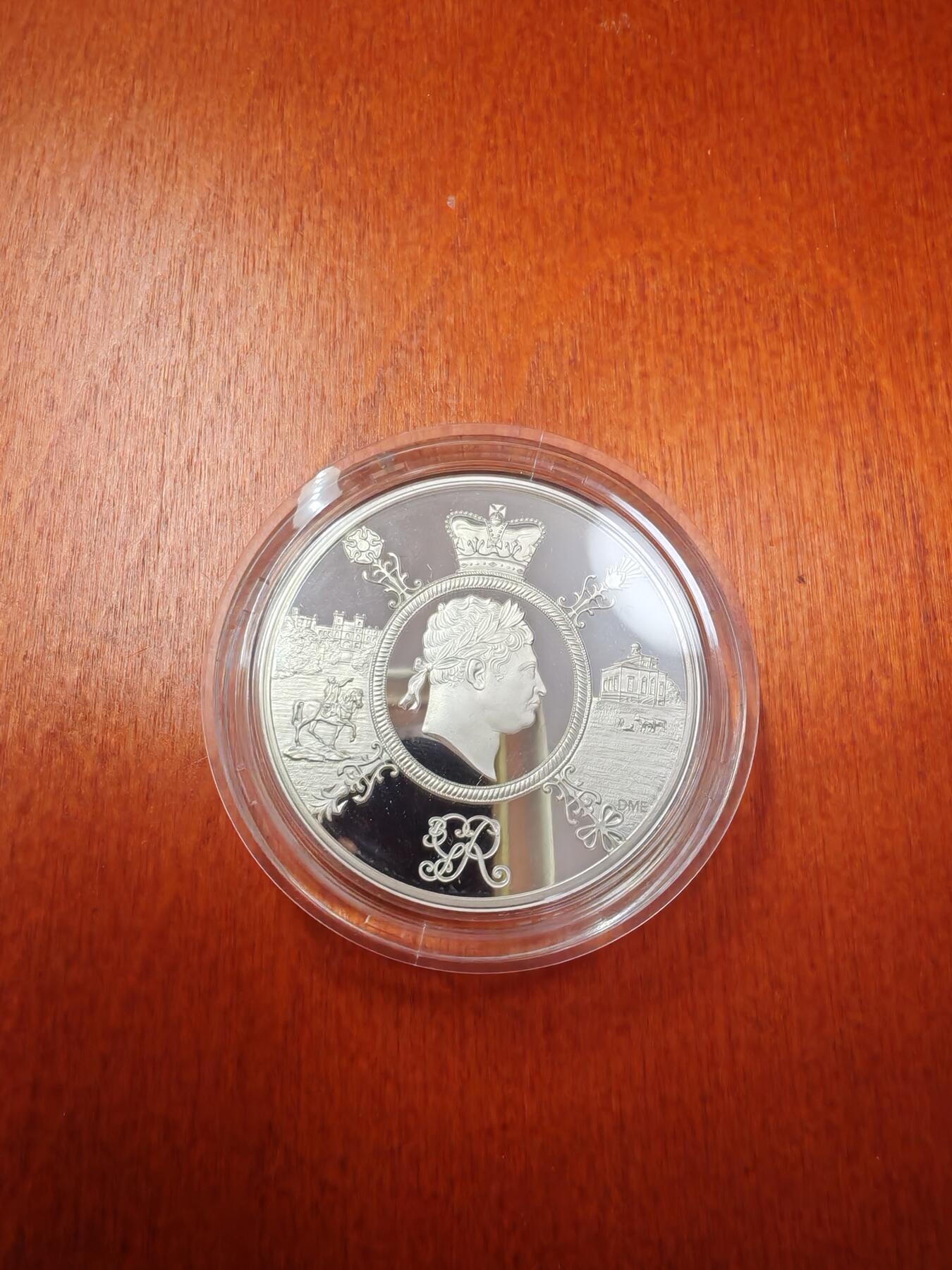 长老汇龙年精选第二十二场拍卖 2020年英国乔治三世5英镑加厚精制银币，盒证全，550枚